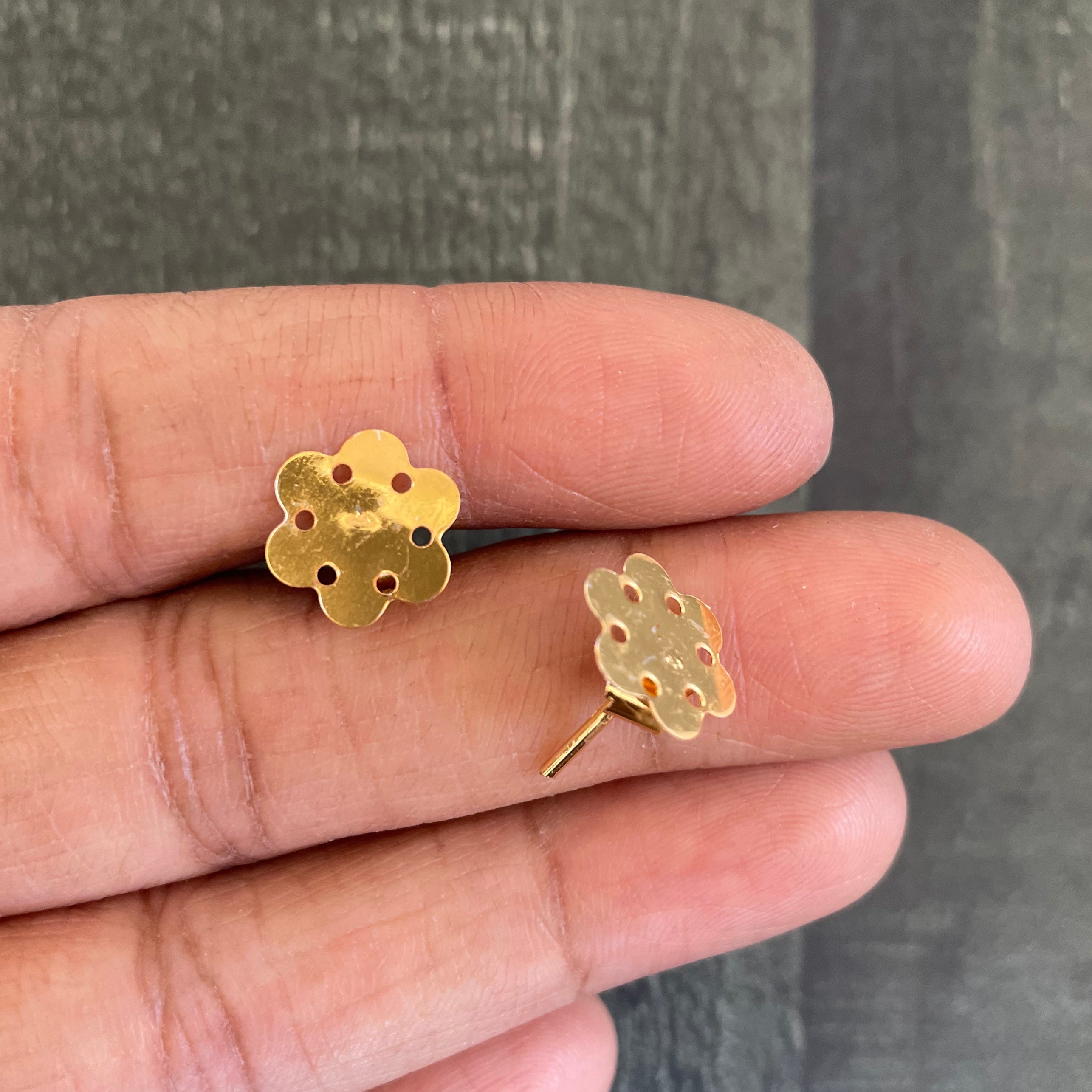 Gold Earring Base image 1