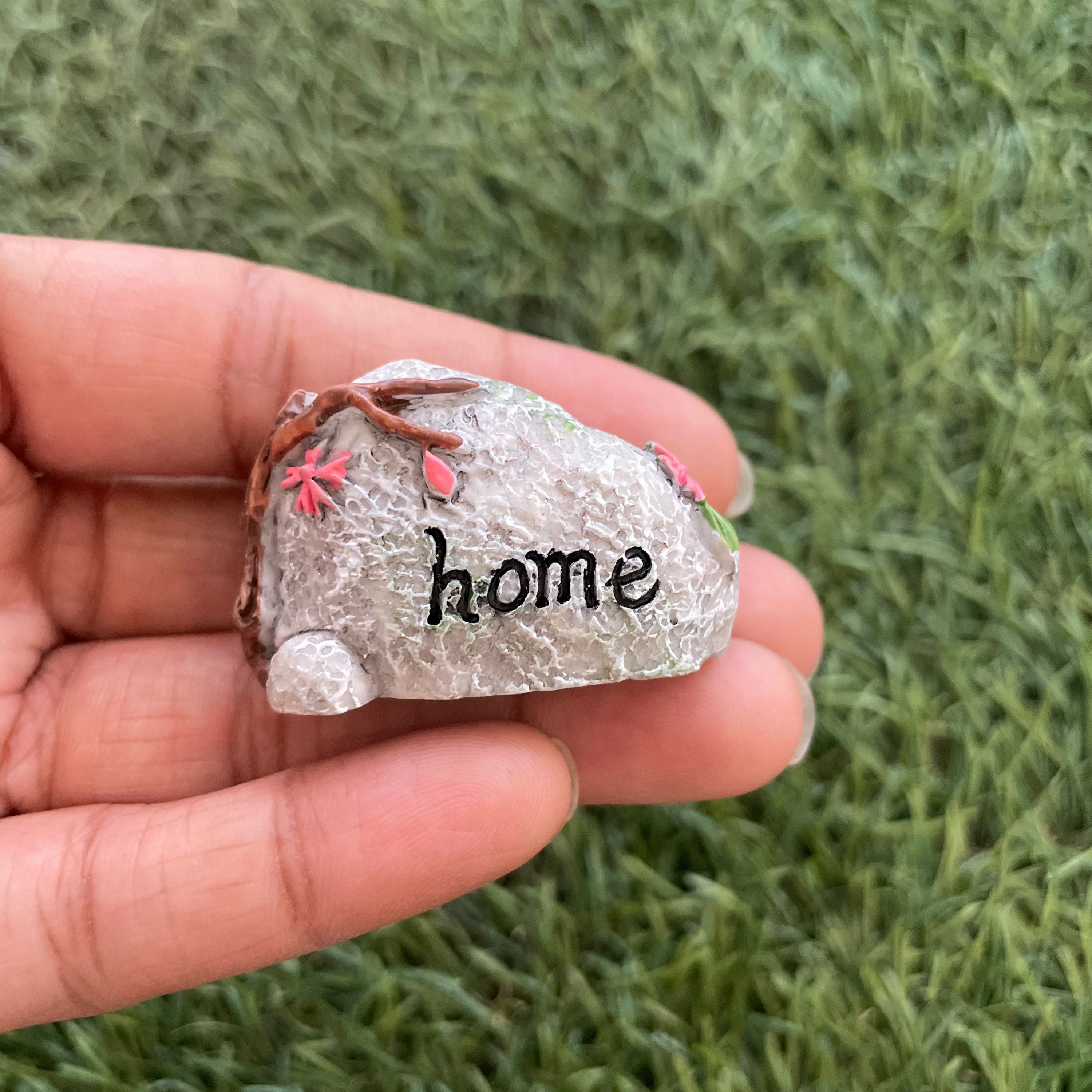Stone with Home Text Miniature 142 image 1