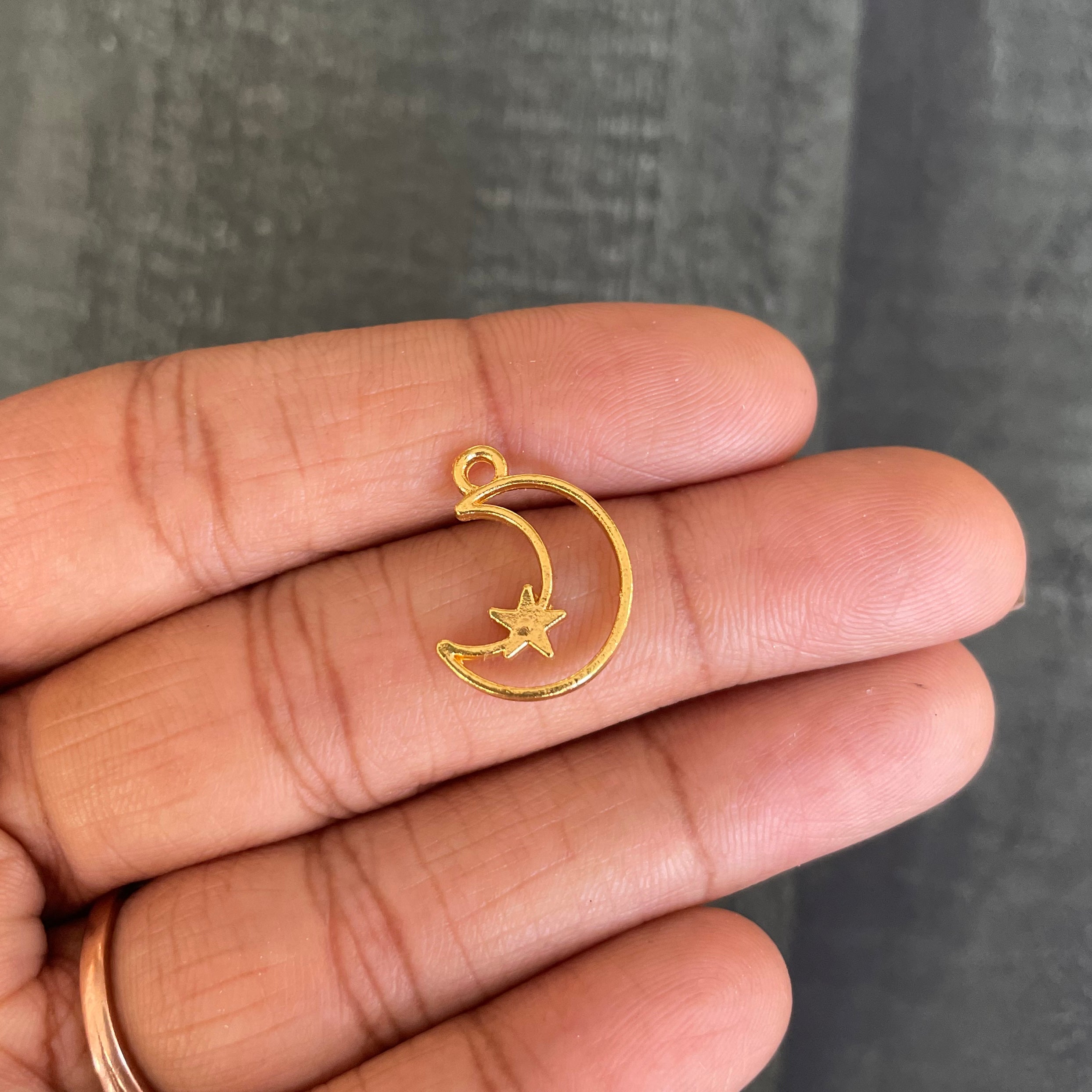 Moon with Star Bazel 38 image 0