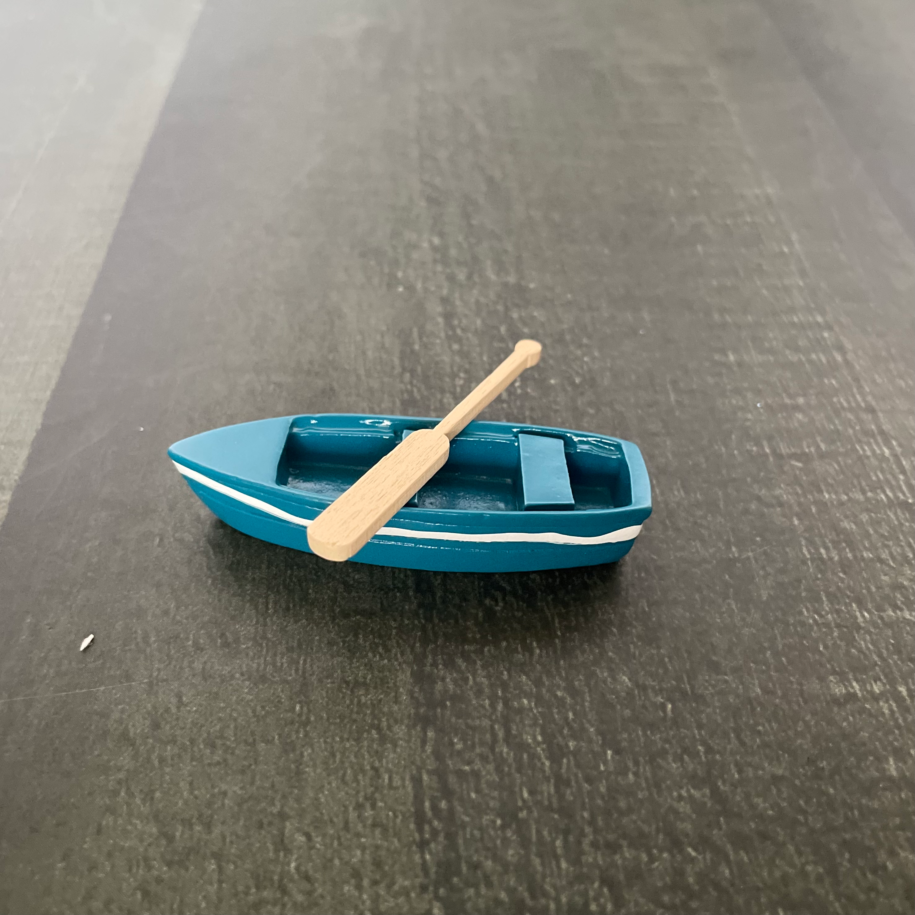 Boat with Paddle Miniature 96 image 2