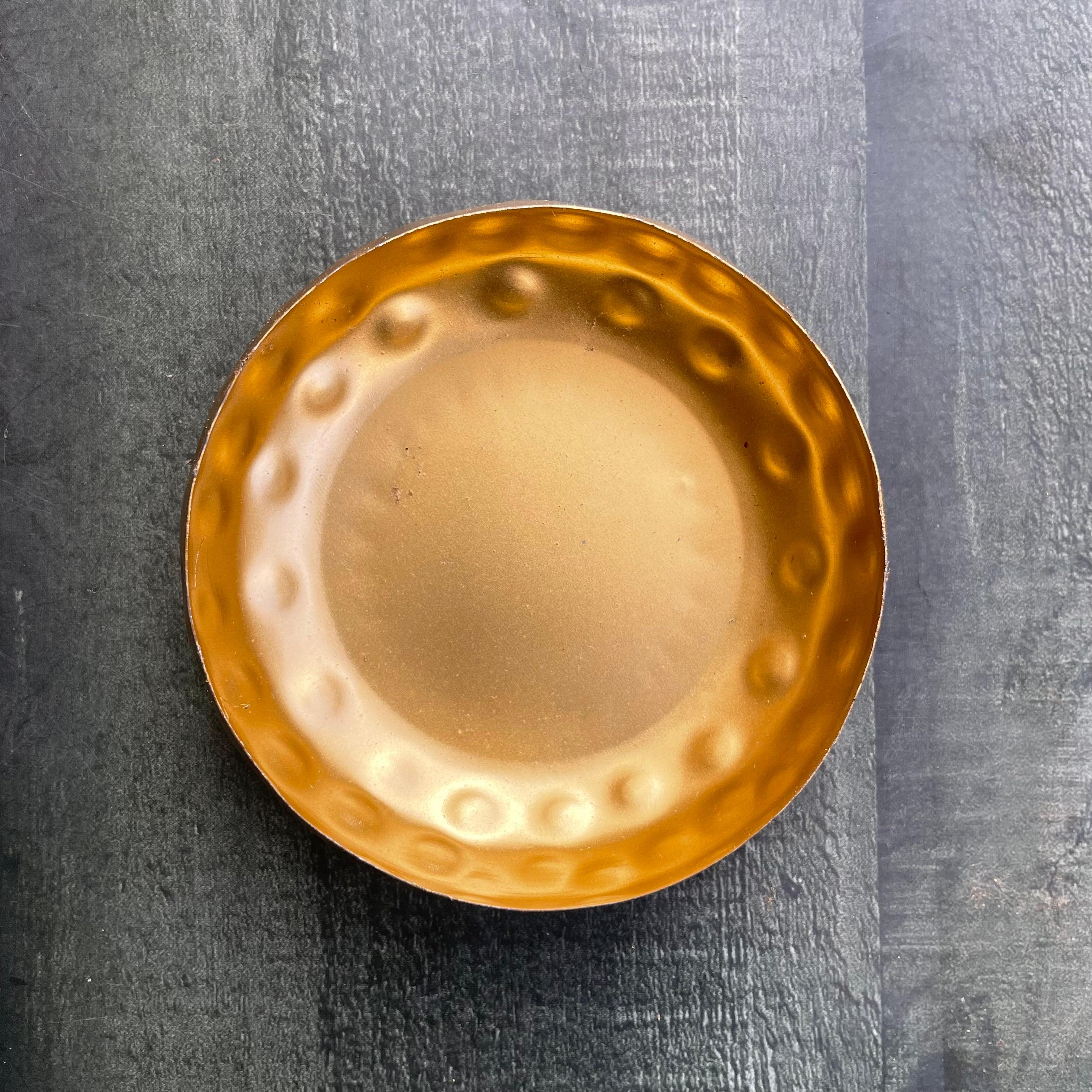 Round Hammer Urli Candle Metal Base 4" image 0
