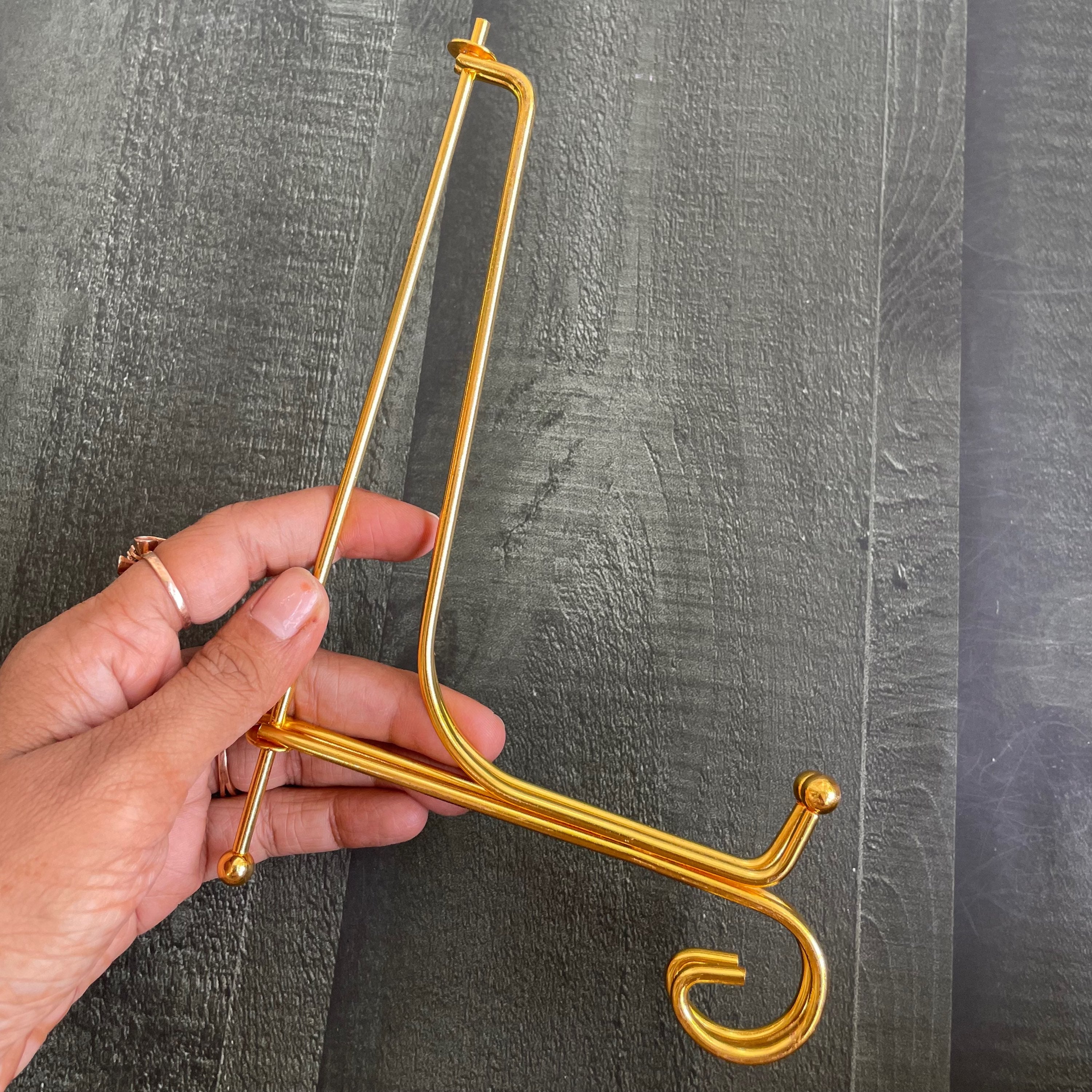 4" Folding curve metal stand image 3