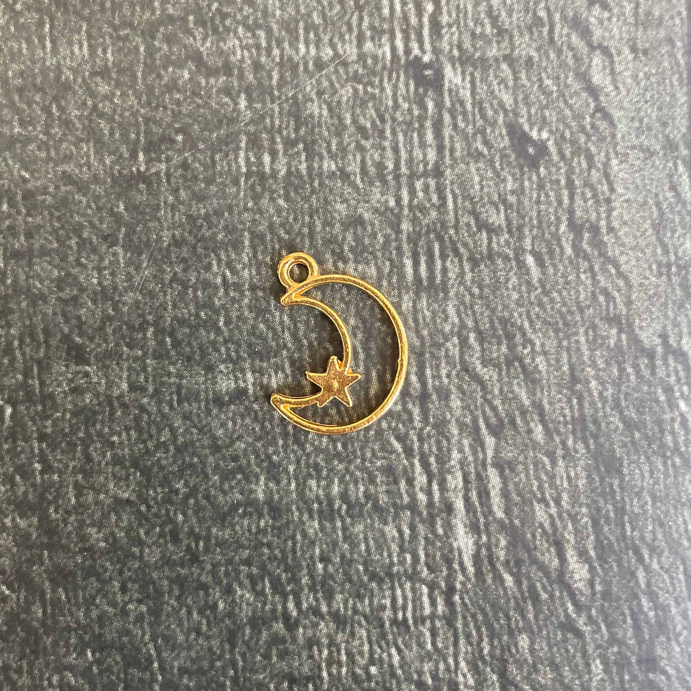 Moon with Star Bazel 38 image 1