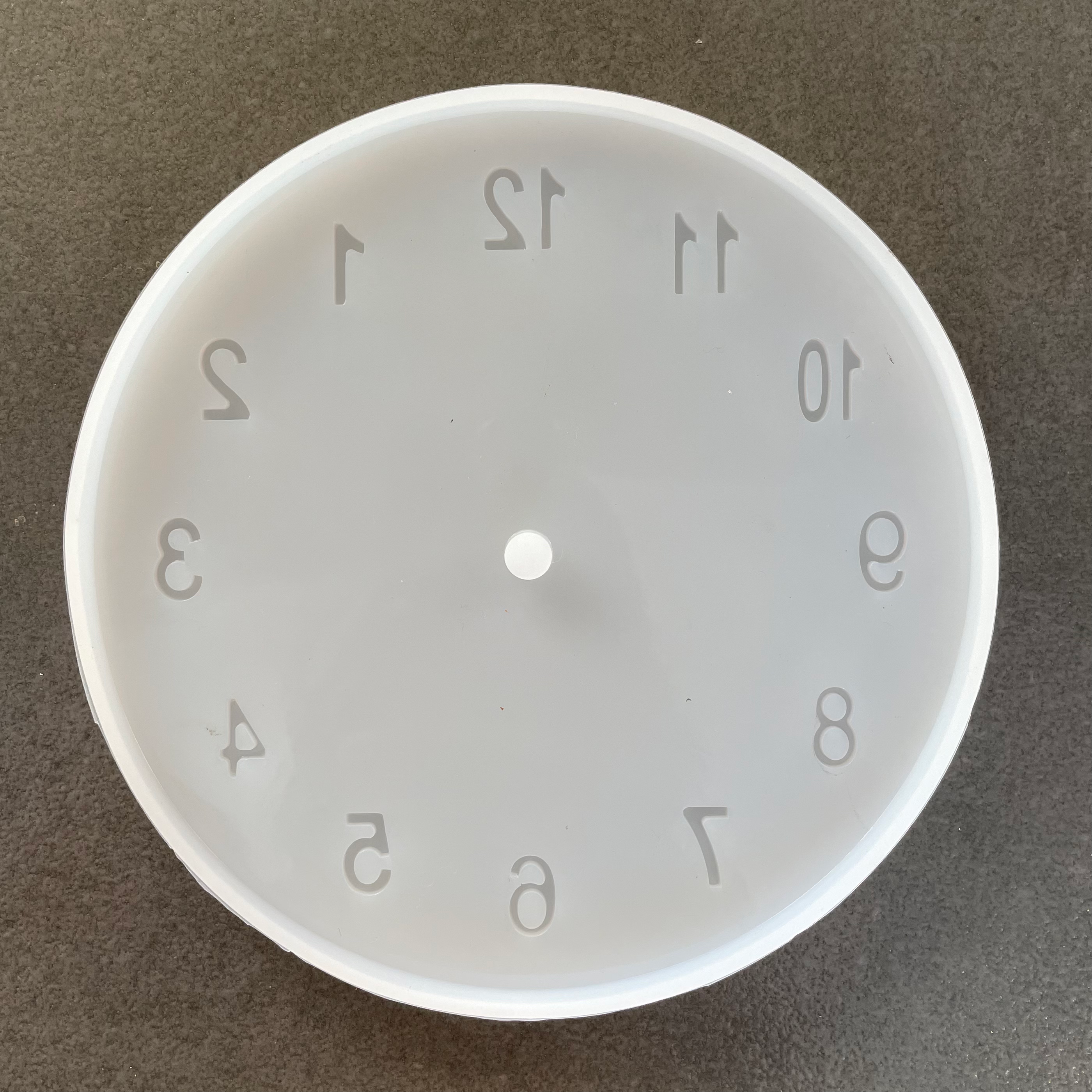6" numeric clock mould image 0