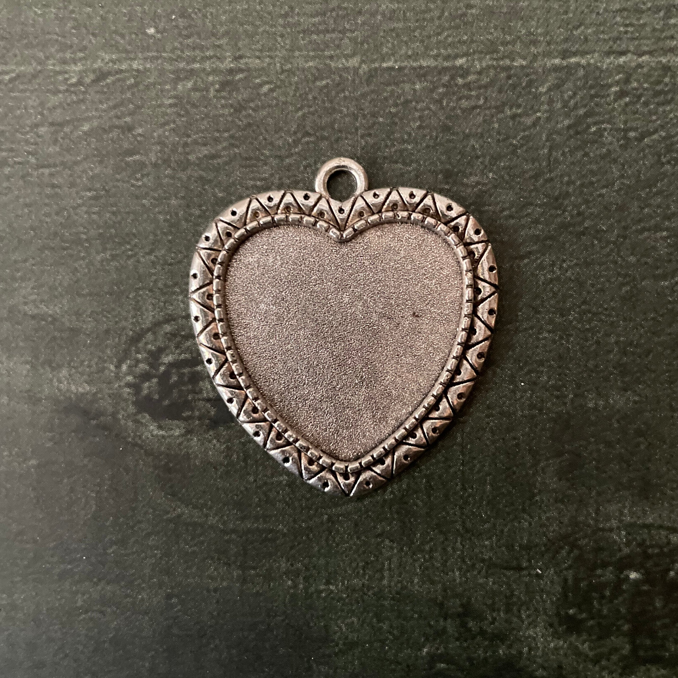 Heart Shape Silver Bazel 18 image 1
