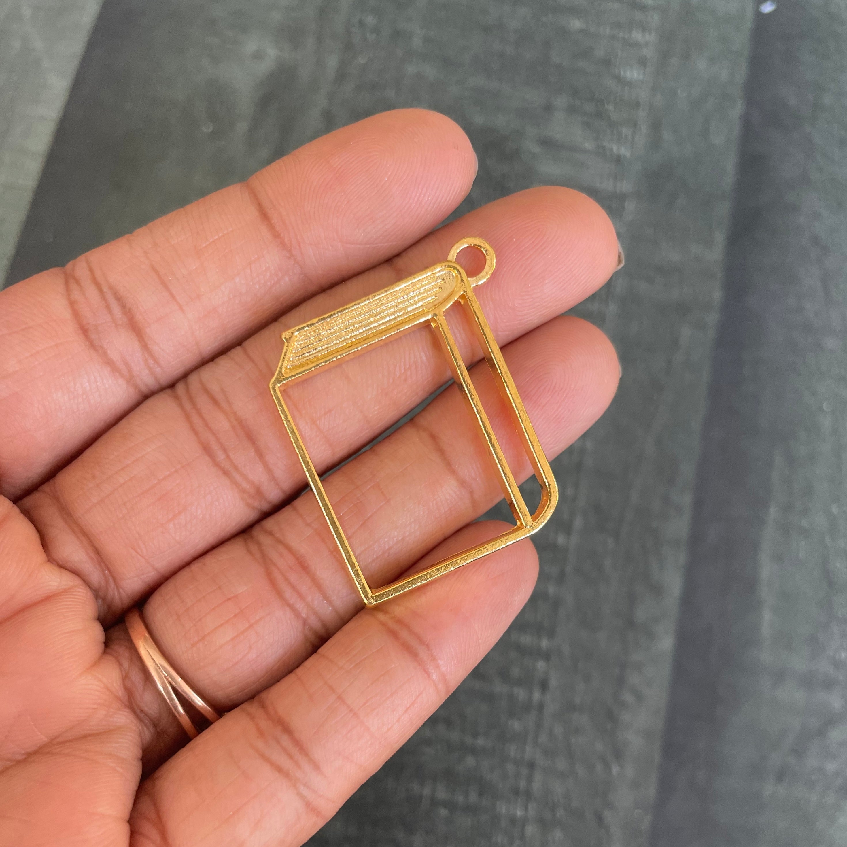 Book Frame Golden Bazel 36 image 0