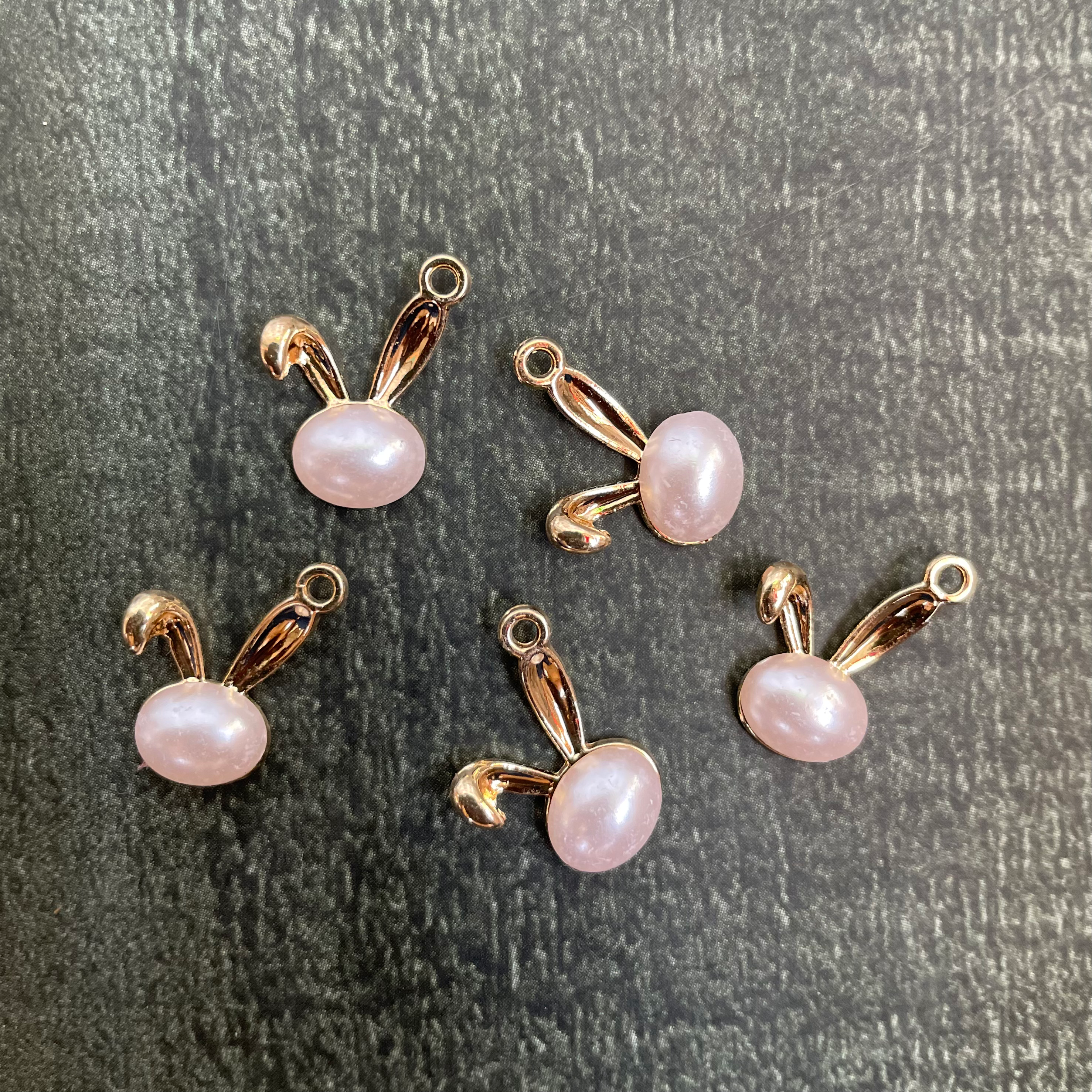 Cute bunny shape pearl charm 40 image 0