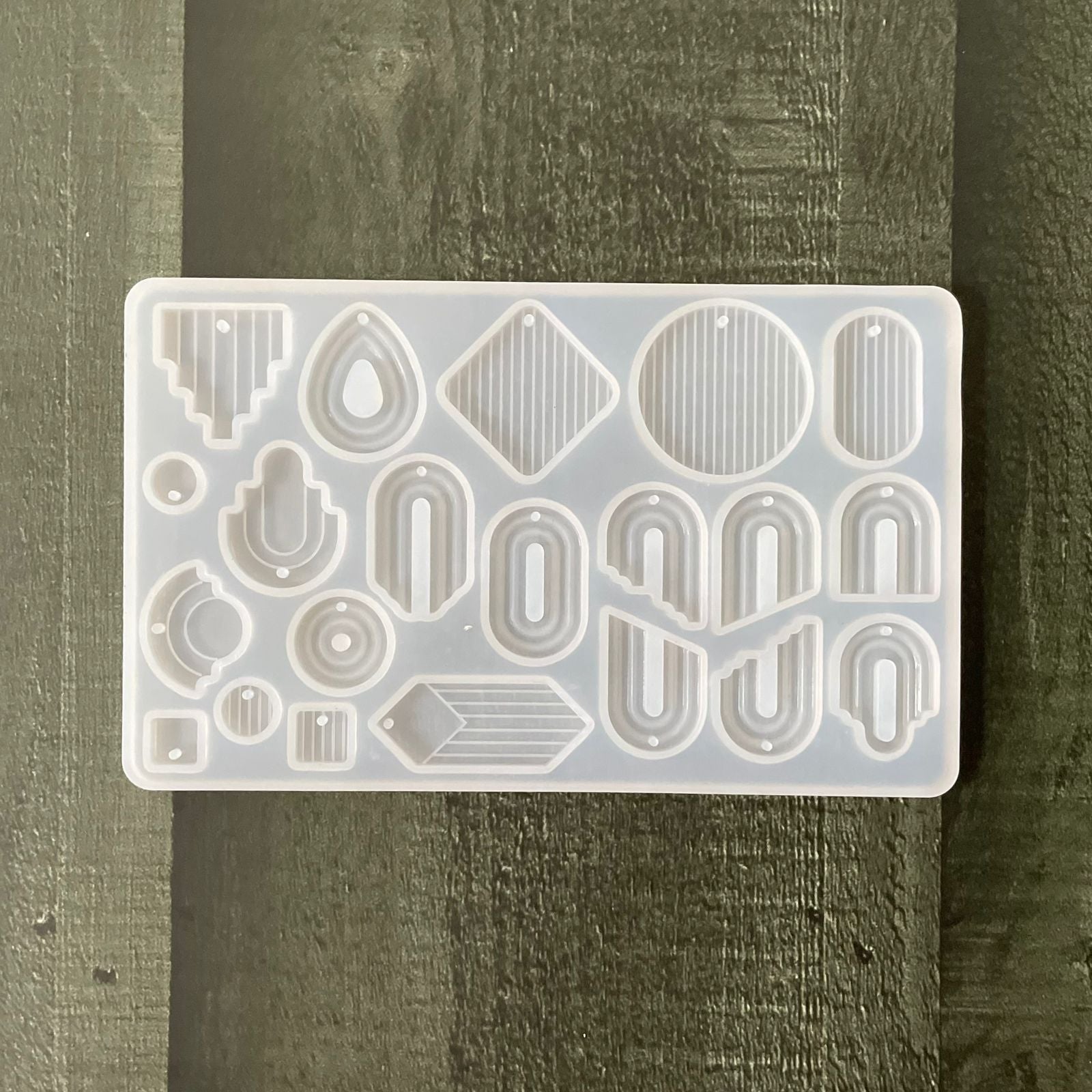 21 in 1 Jewellery Mould image 0