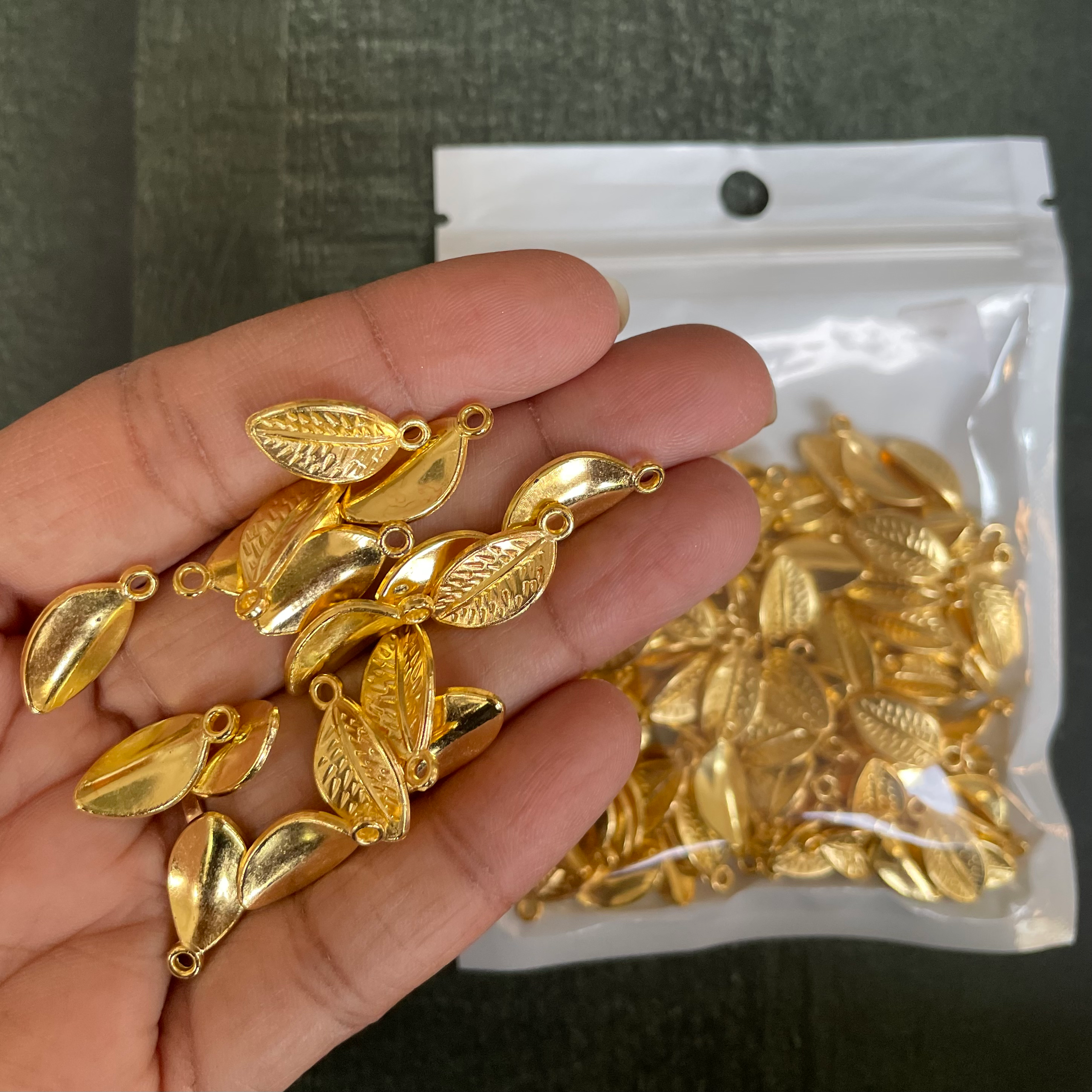 Leaf charm 3 image 1