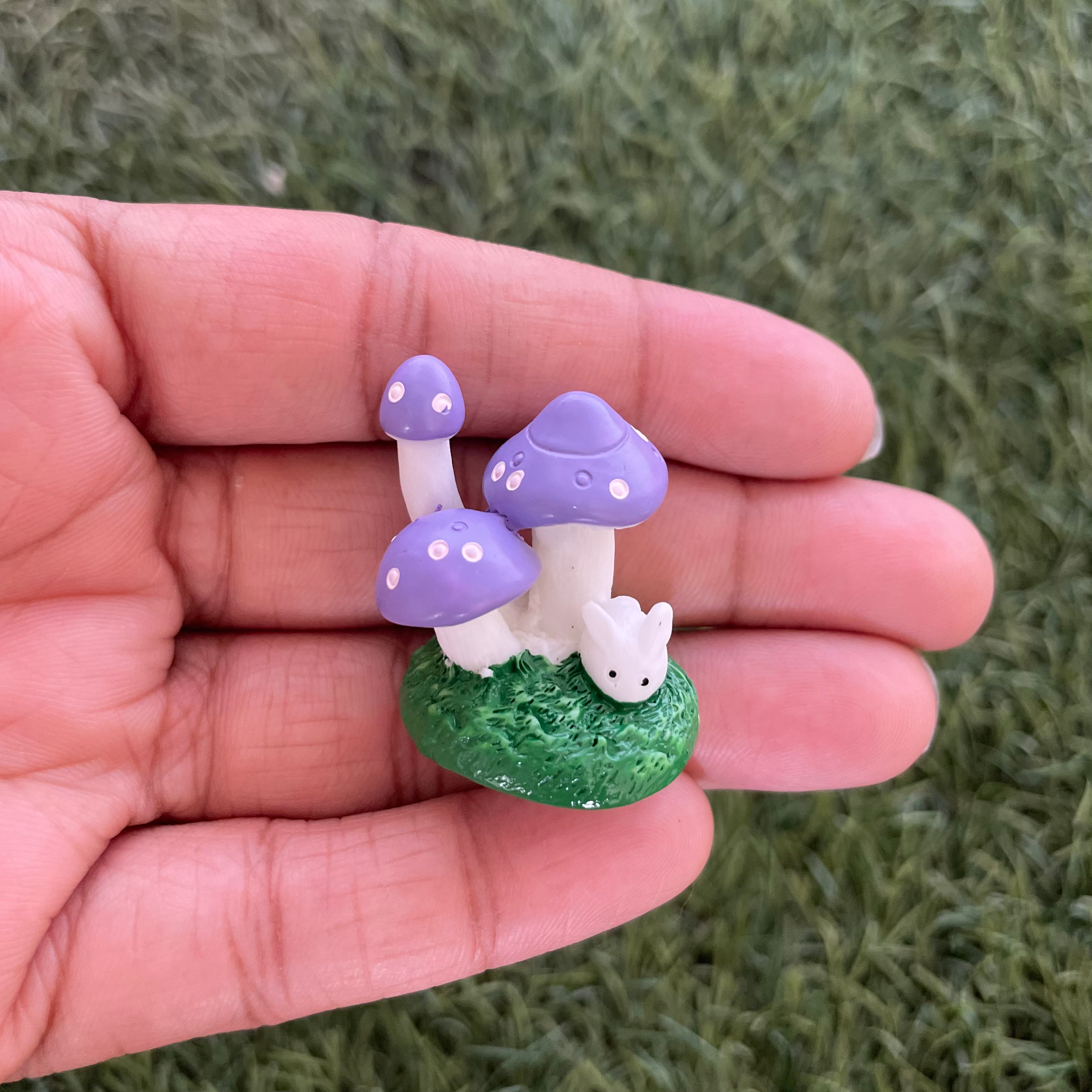 Purple mushroom miniature 84 image 1