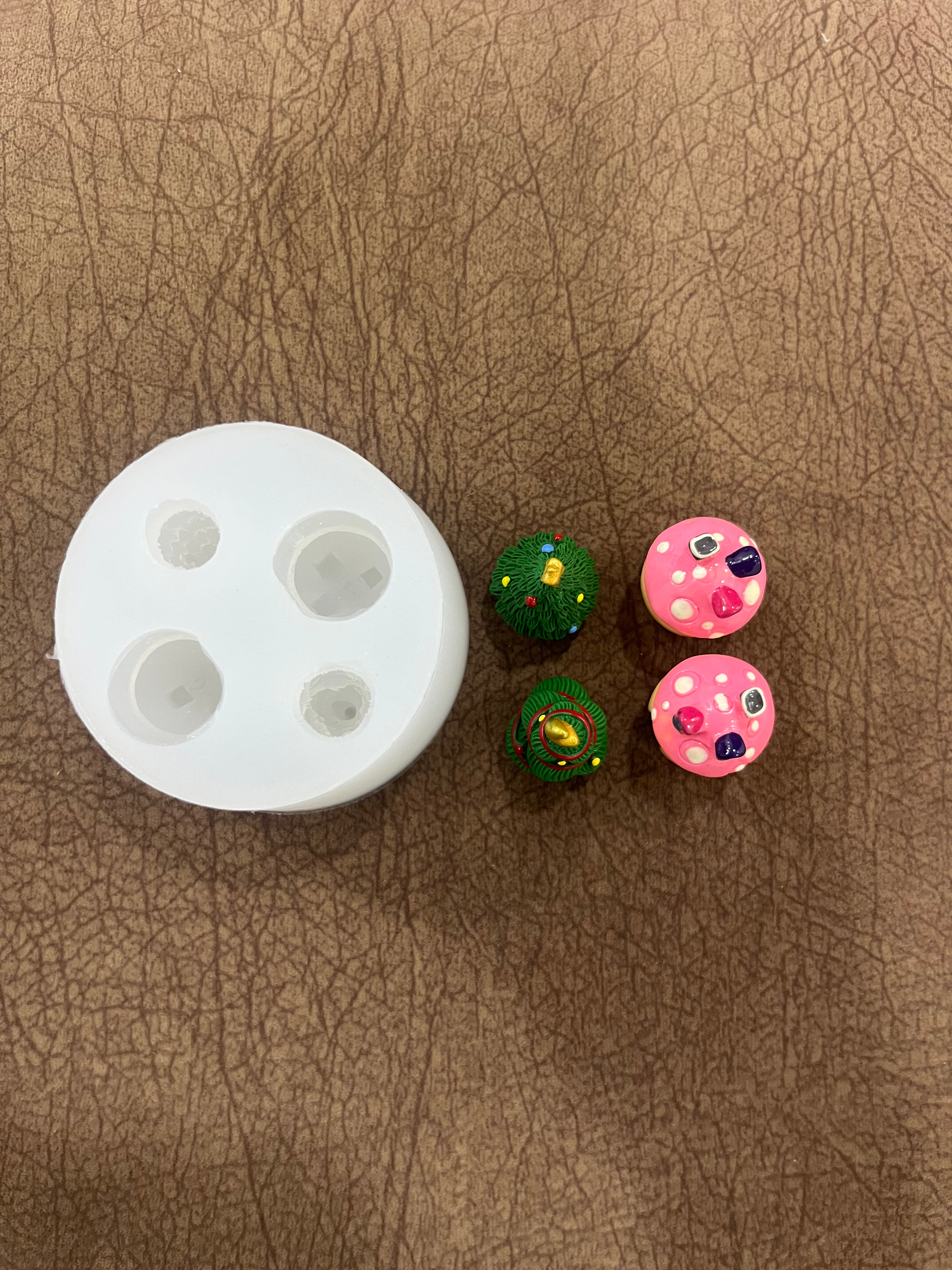 4 in 1 Christmas Candle Mould image 0