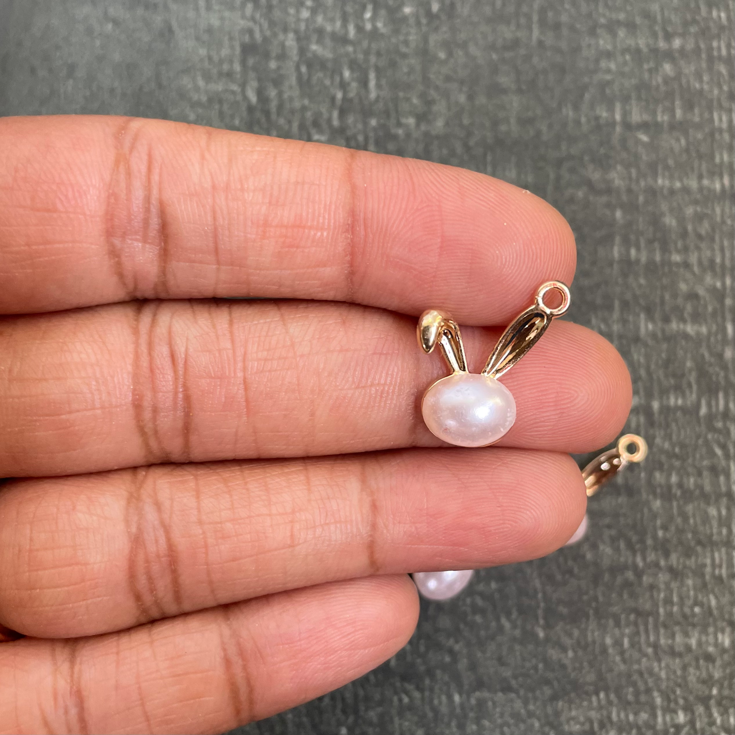 Cute bunny shape pearl charm 40 image 1