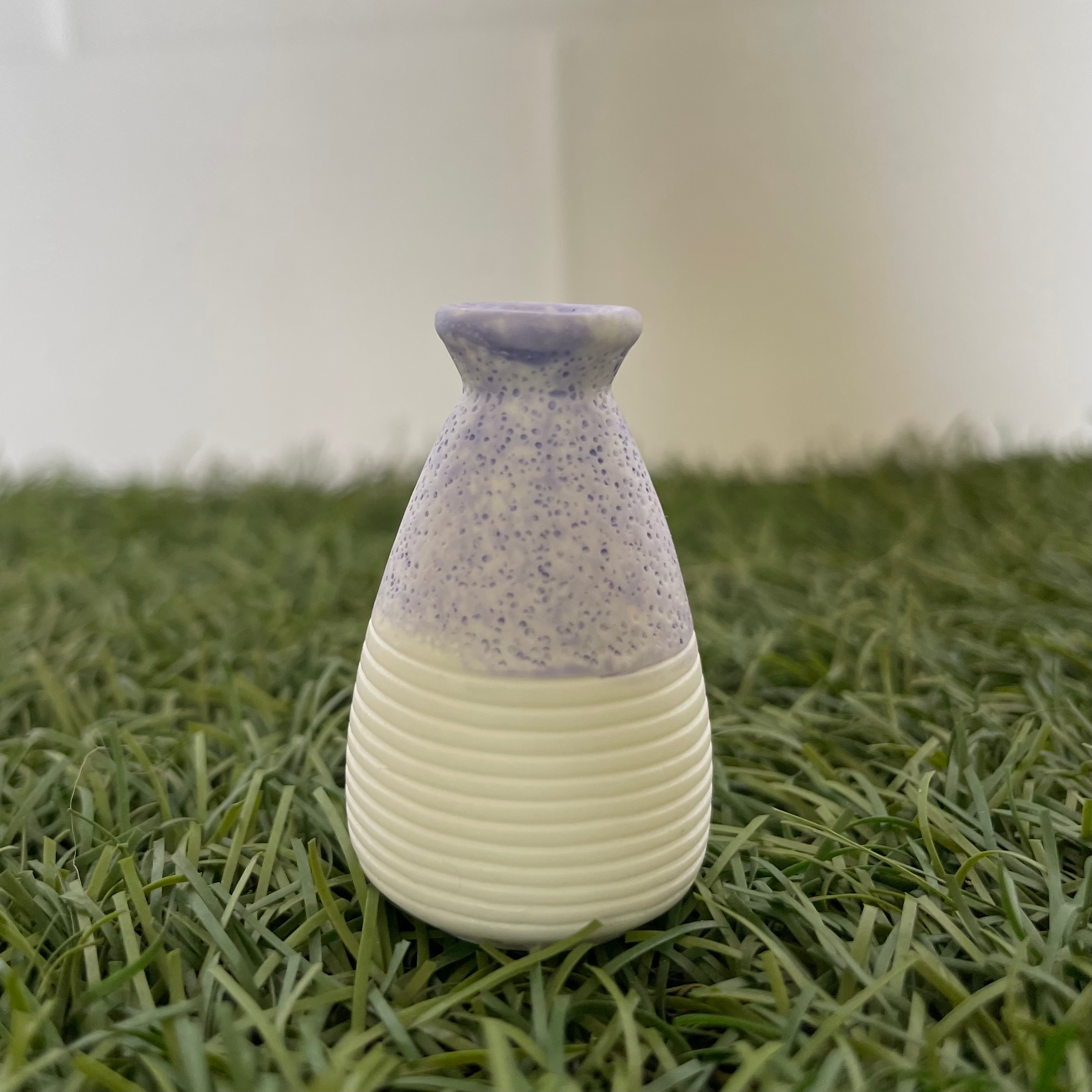 Vase Blue with White Miniature 141 image 0