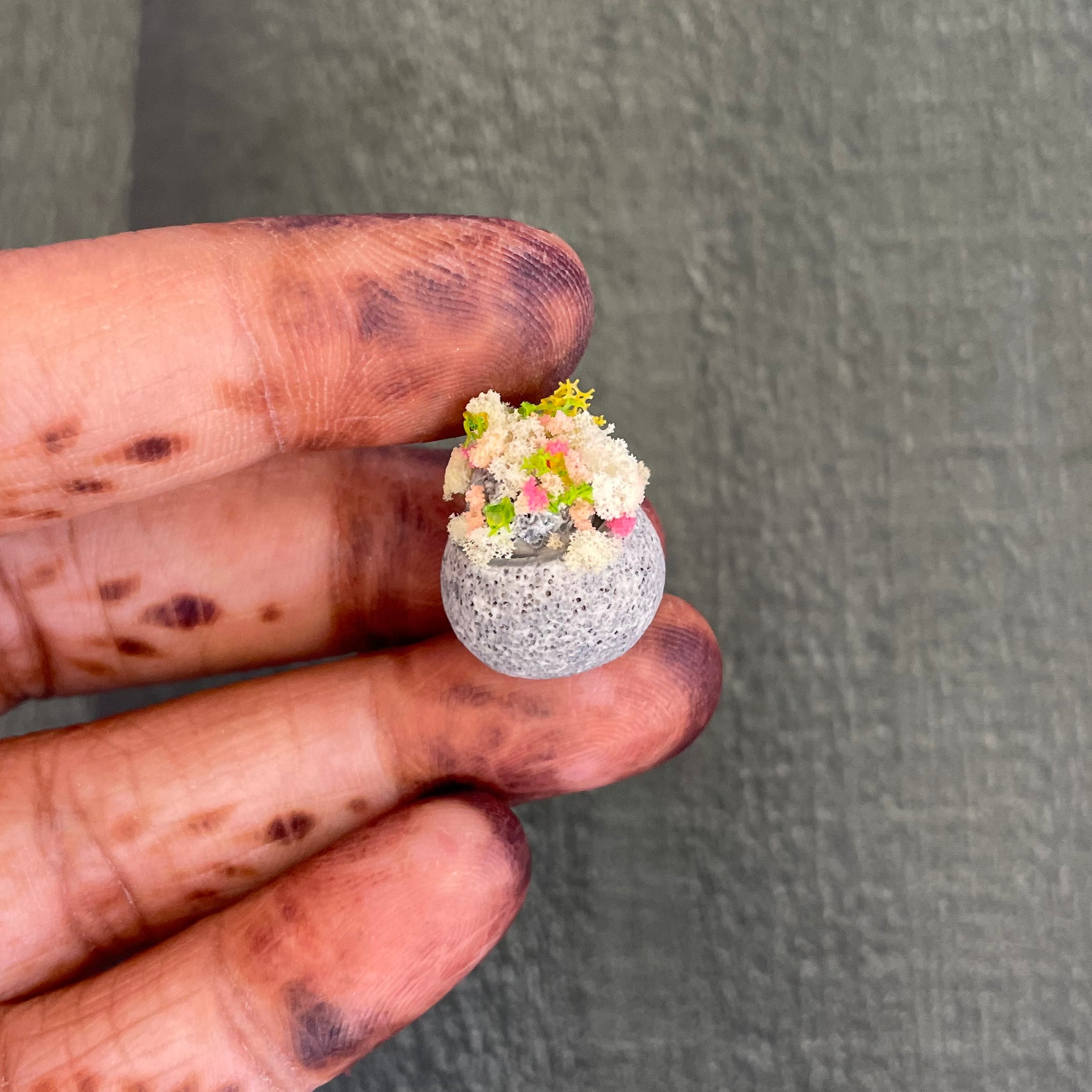 Mini Flower Pot Miniature 265 image 1