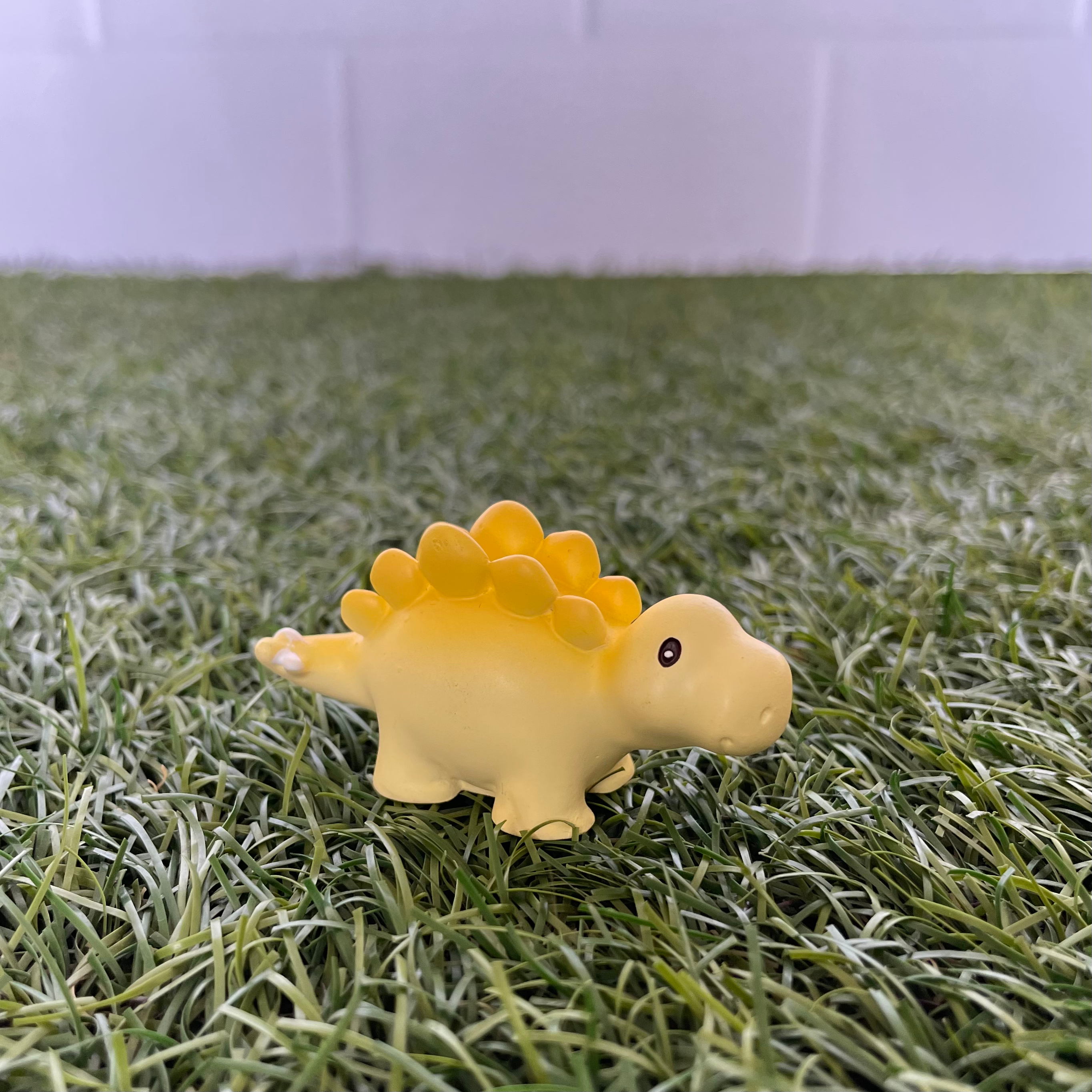 Tyrannosaurus Dinosour Miniature 201 image 0