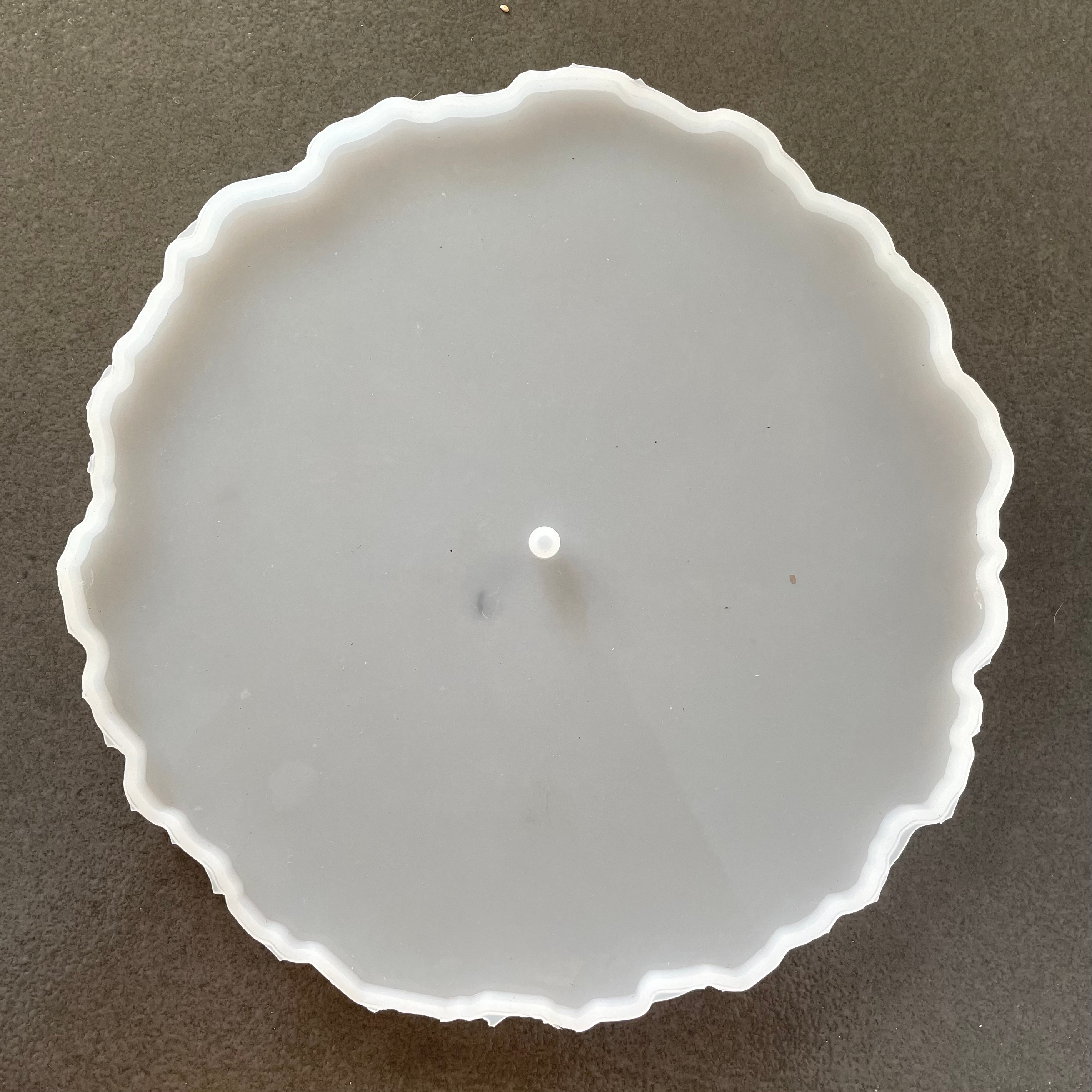 8" agate clock mould image 0