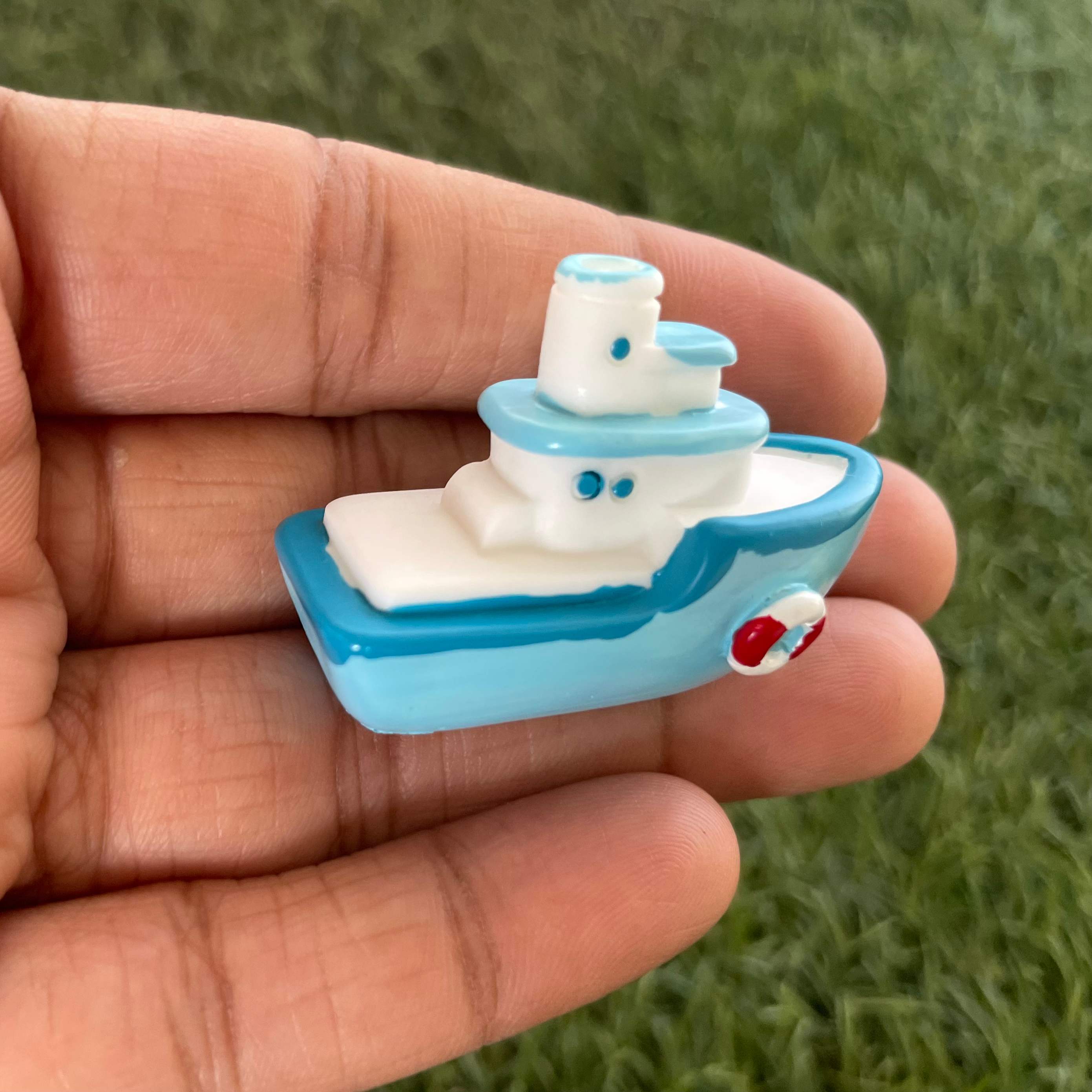 Yacht A Miniature 86 image 1