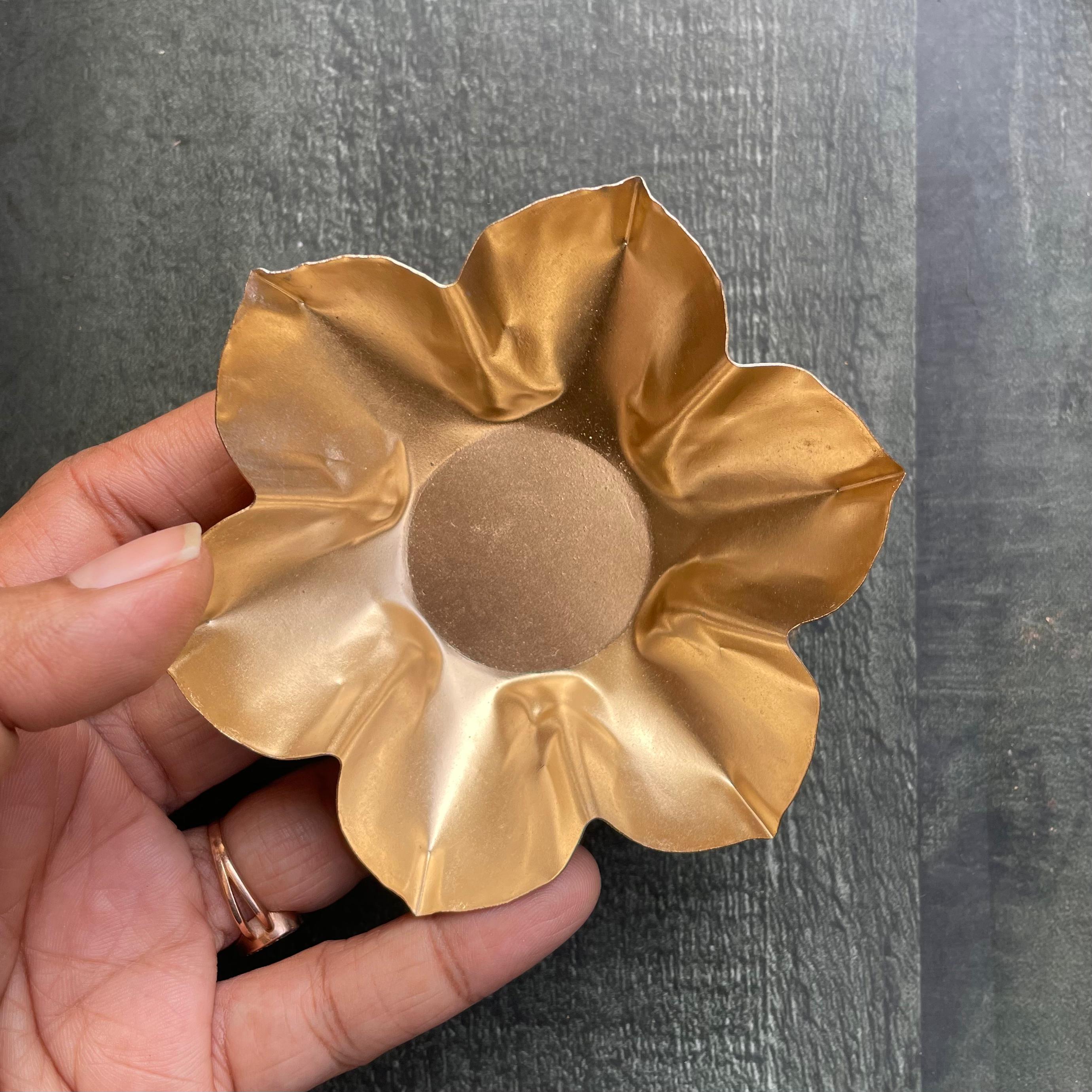 Flower Candle Metal Base 3" image 1