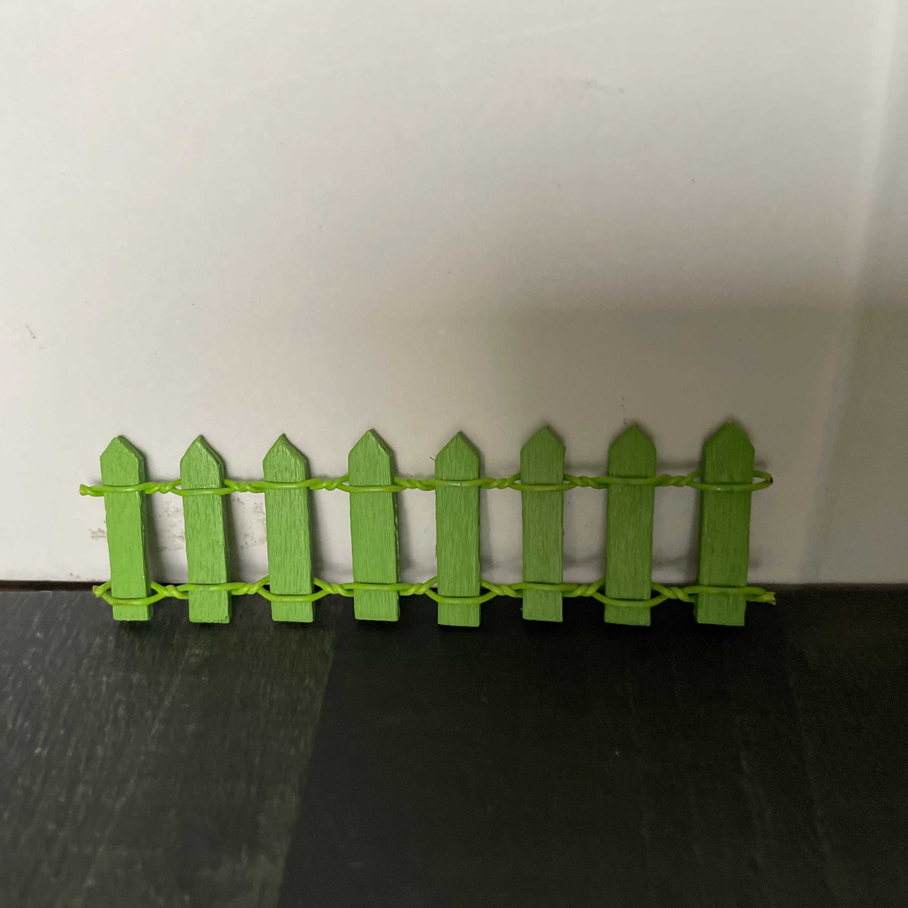 Green Railing Miniature 180 image 0