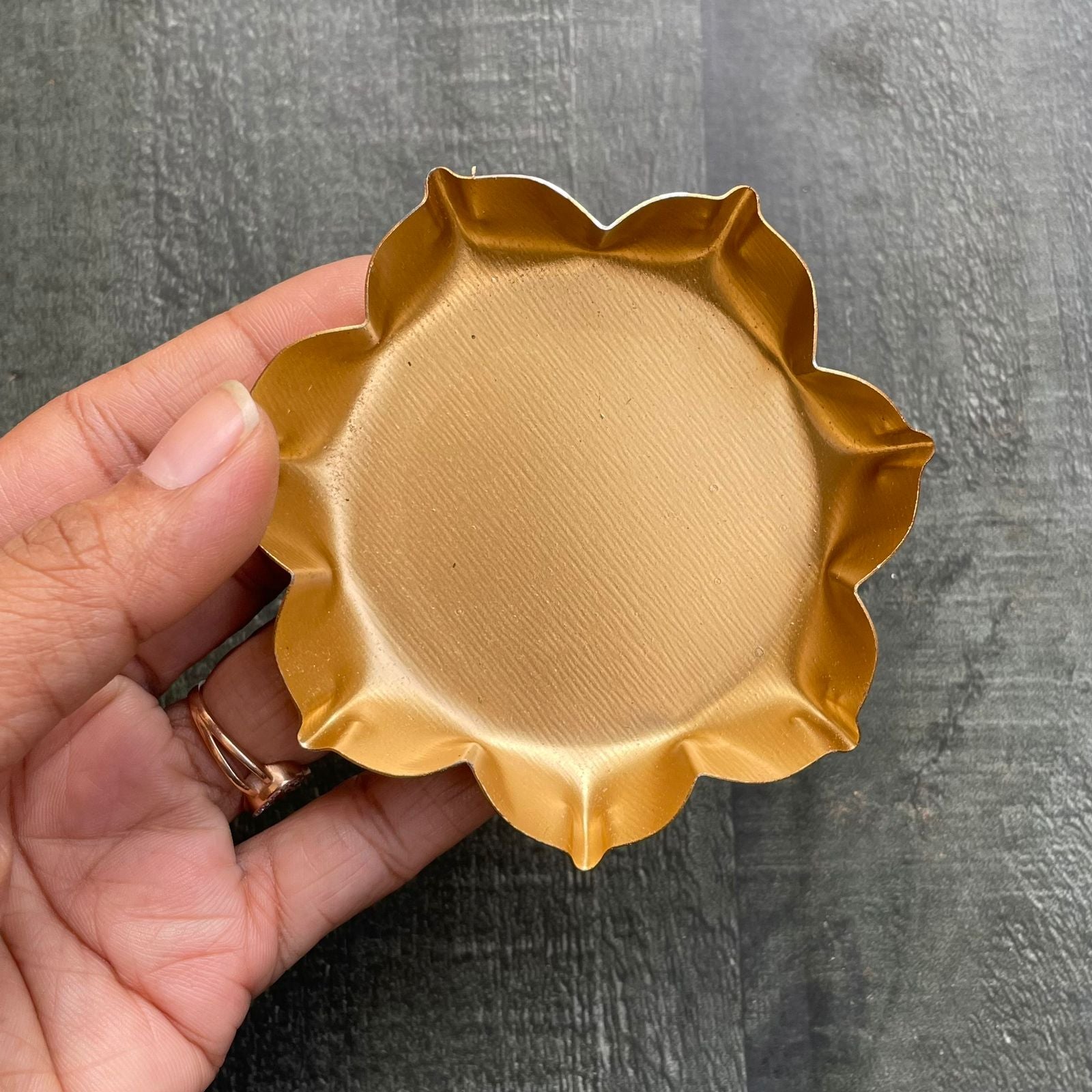 Lotus Urli Candle Metal Base 3.5" image 1