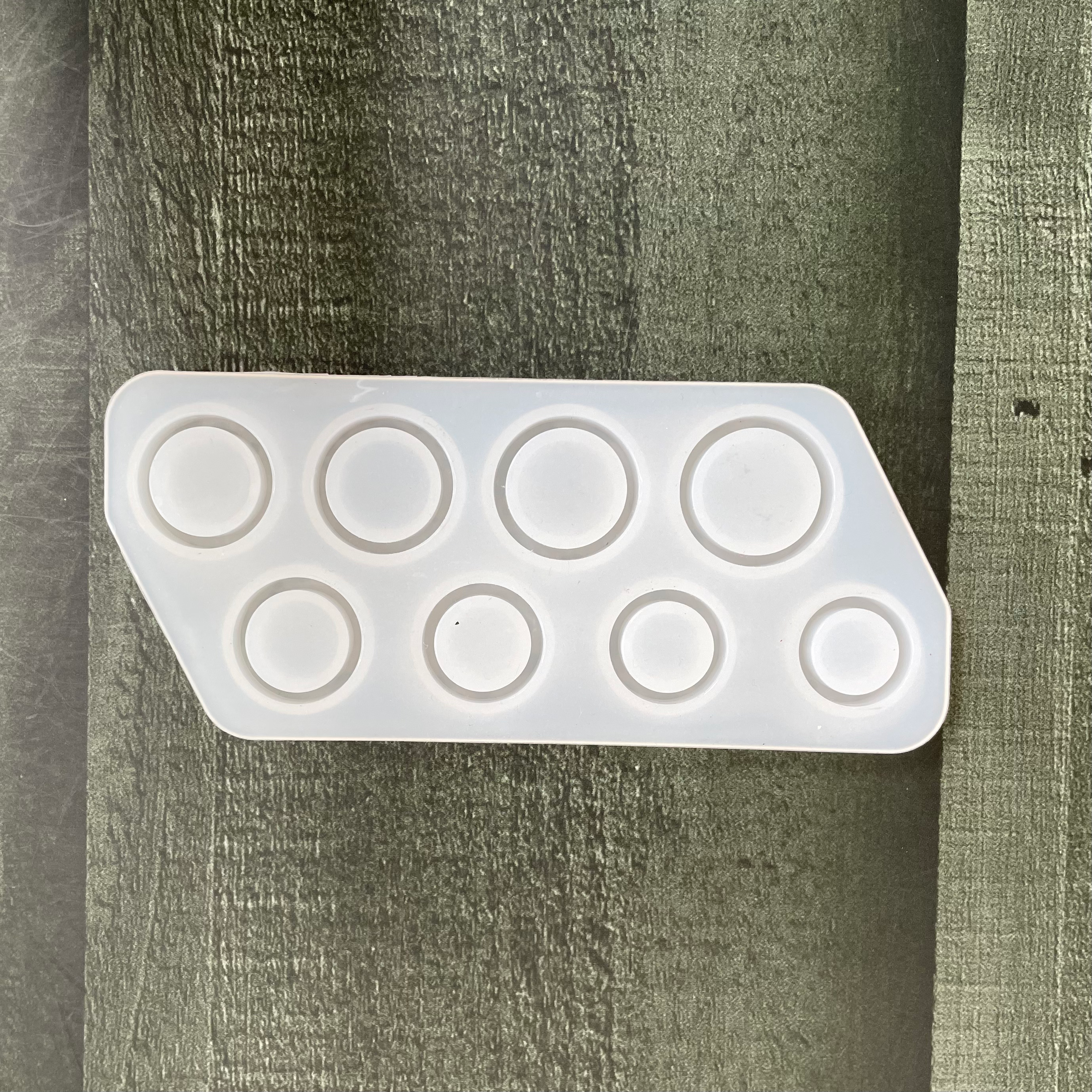 8 in 1 ring mould image 0