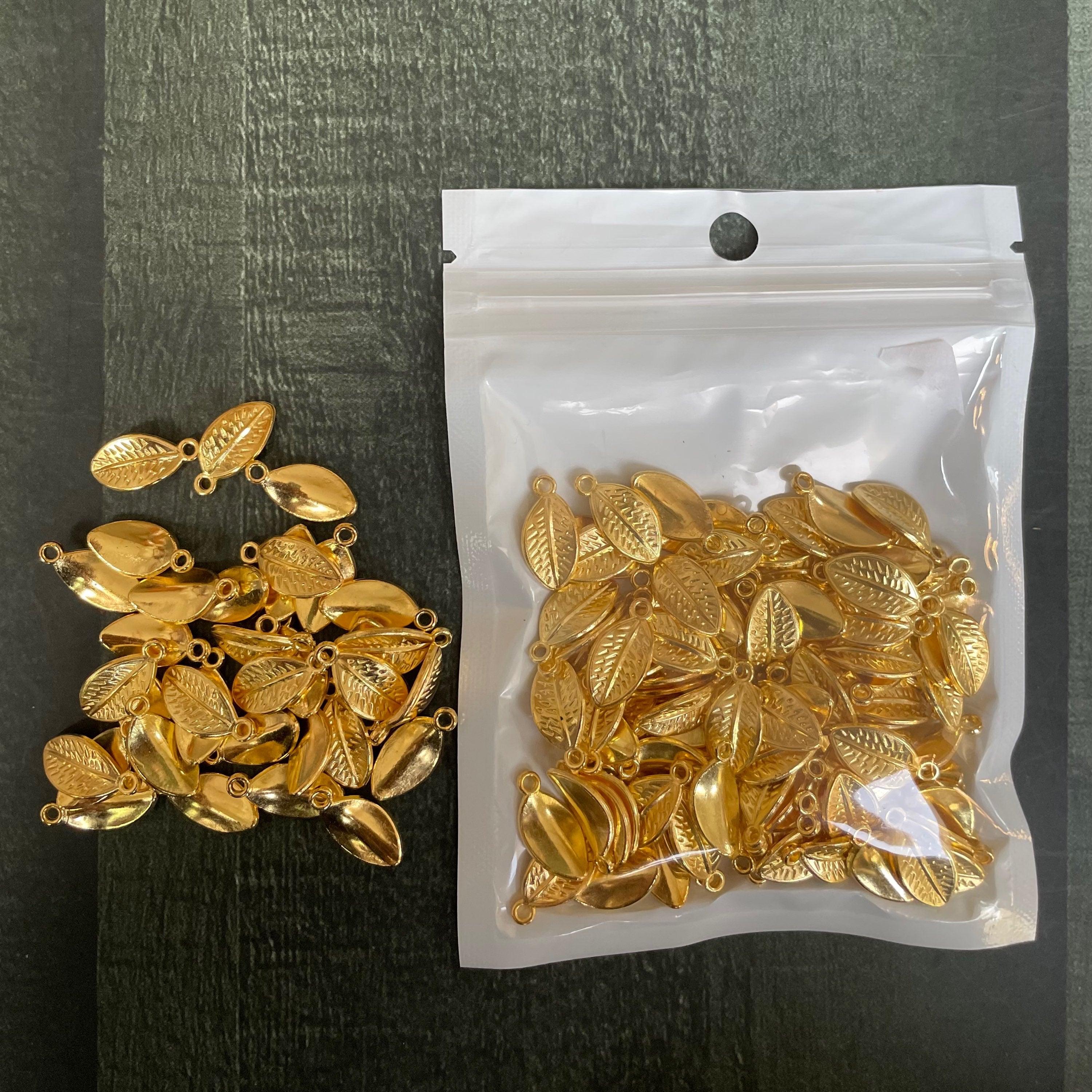 Leaf charm 3 image 0