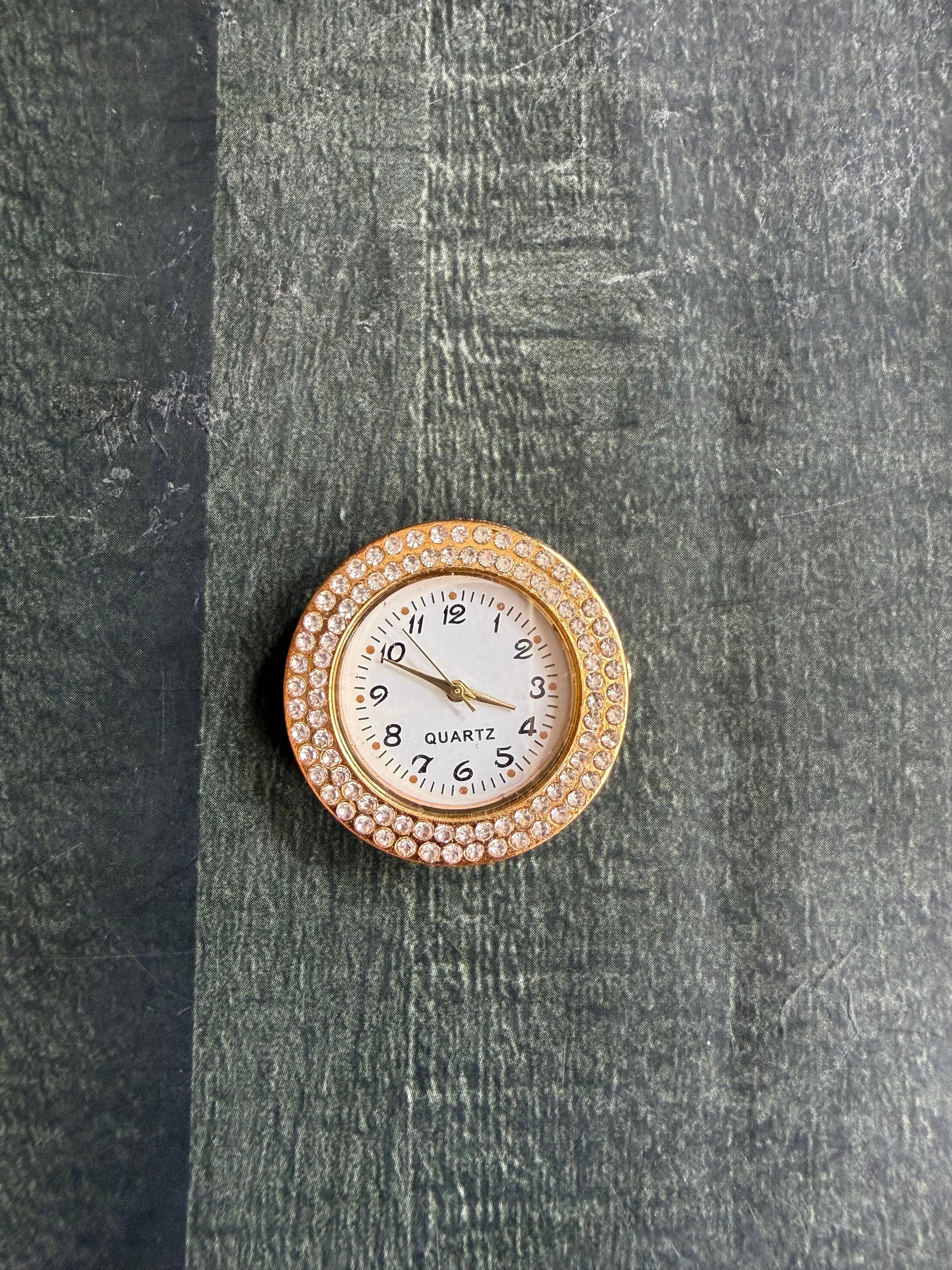 Watch Dail (D)