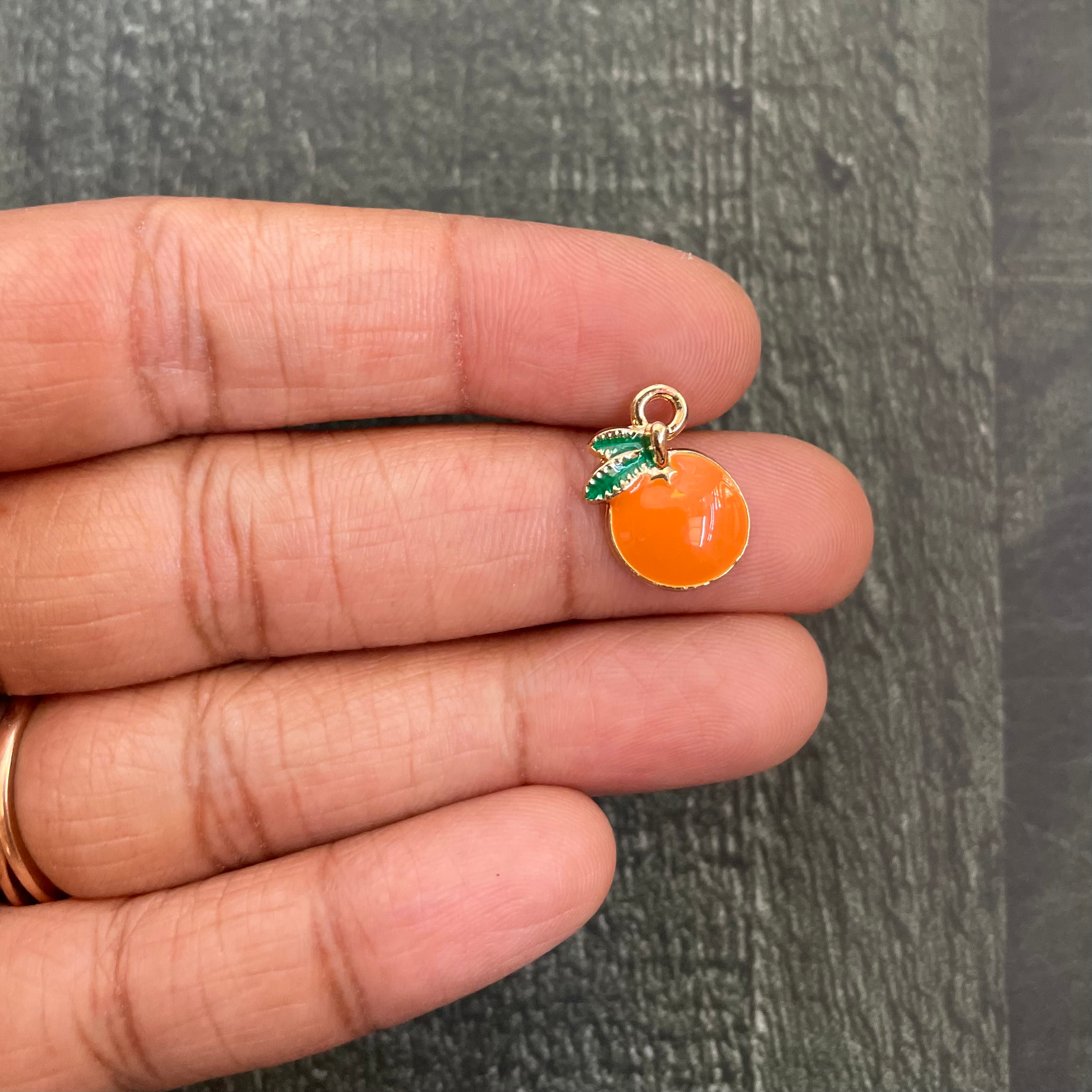 Orange charm 29 image 1