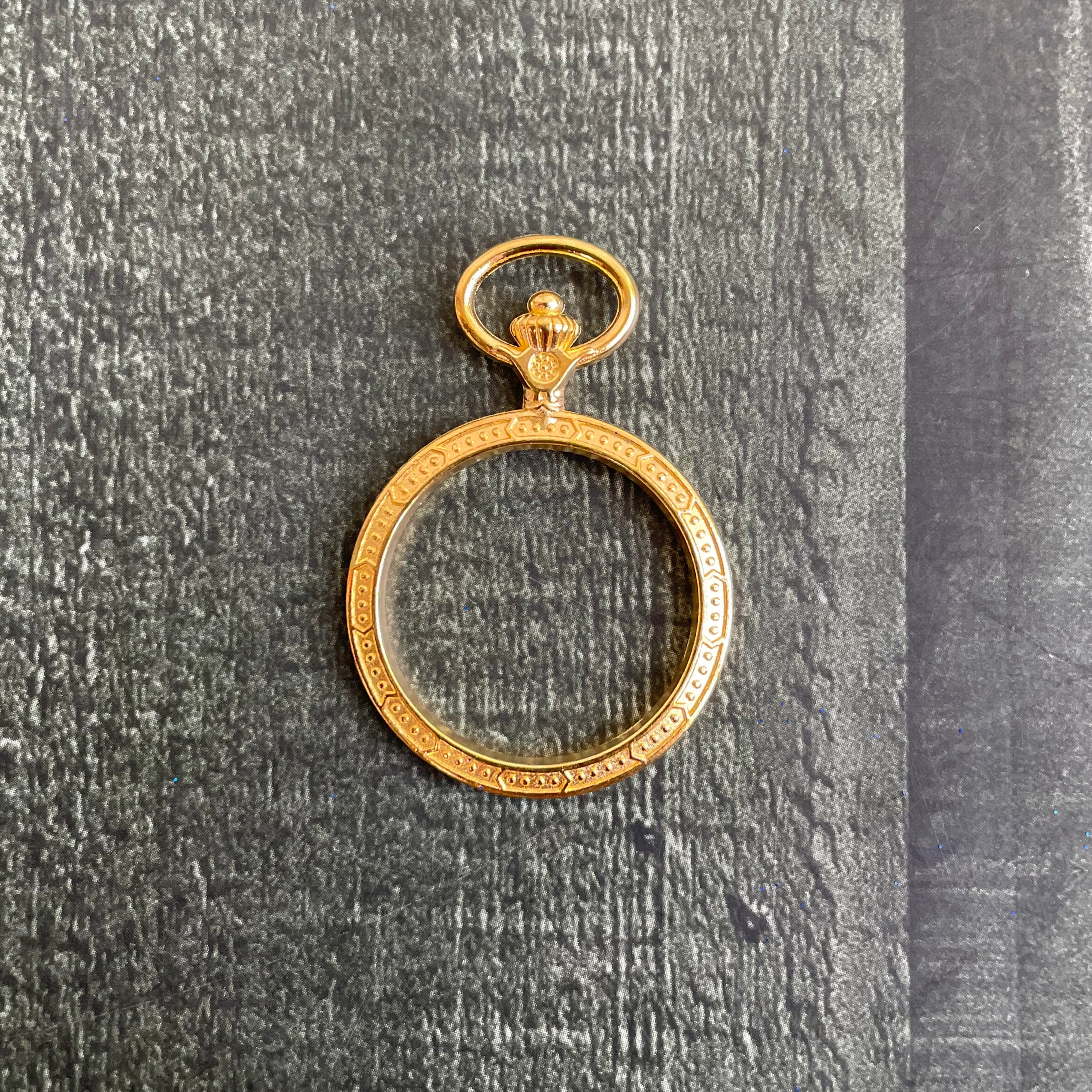 Round golden Photo Frame Bazel 13 image 1