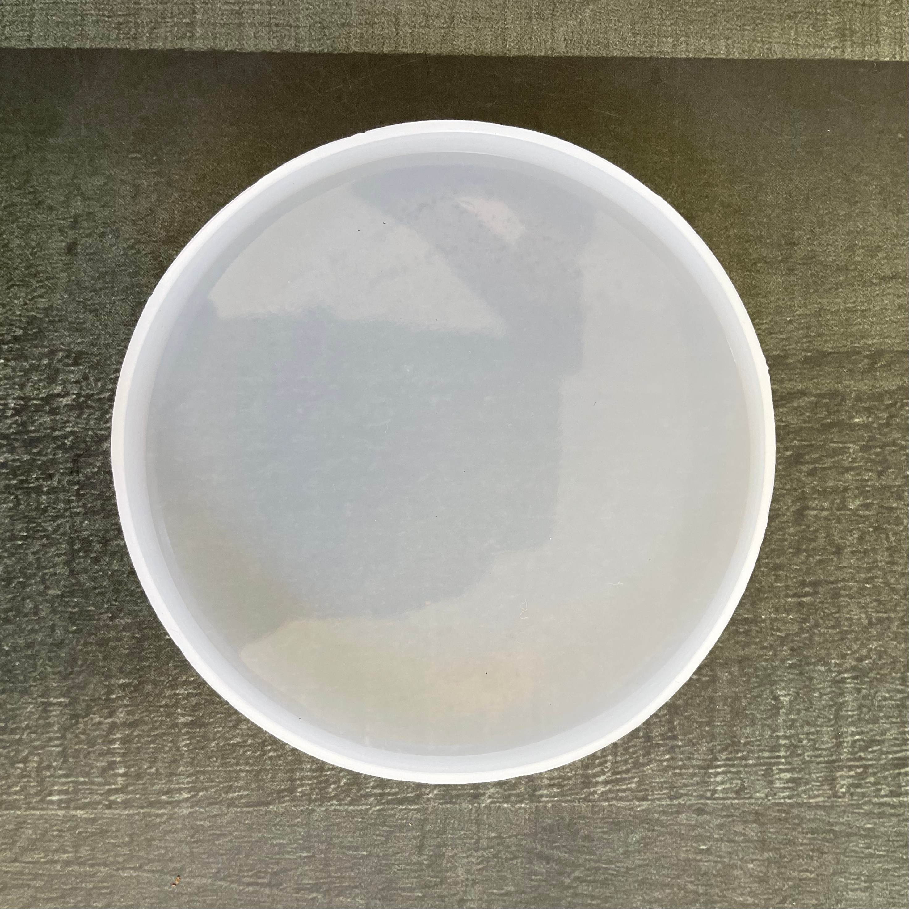 4" round mould image 0