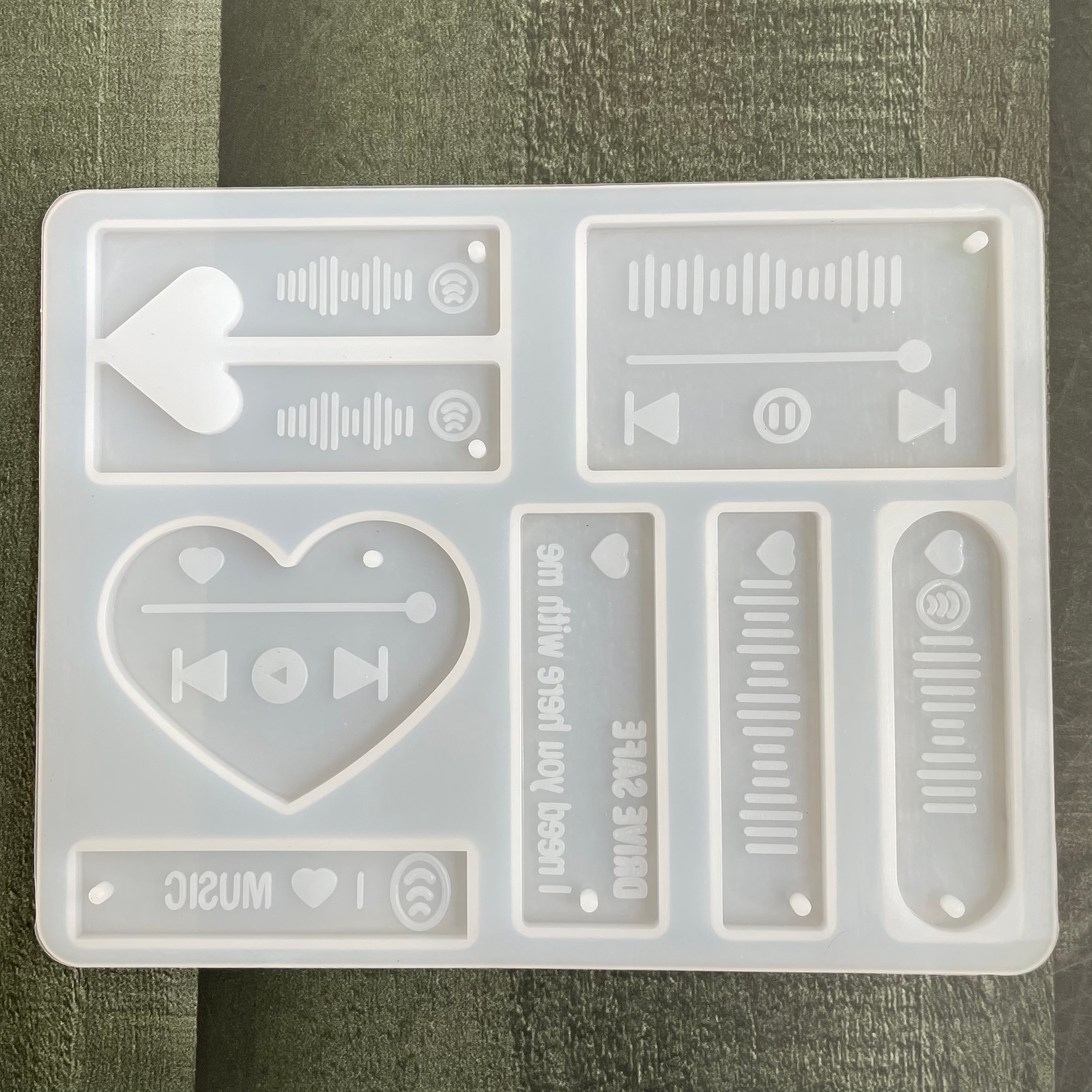 8 in 1 spotify mould image 0