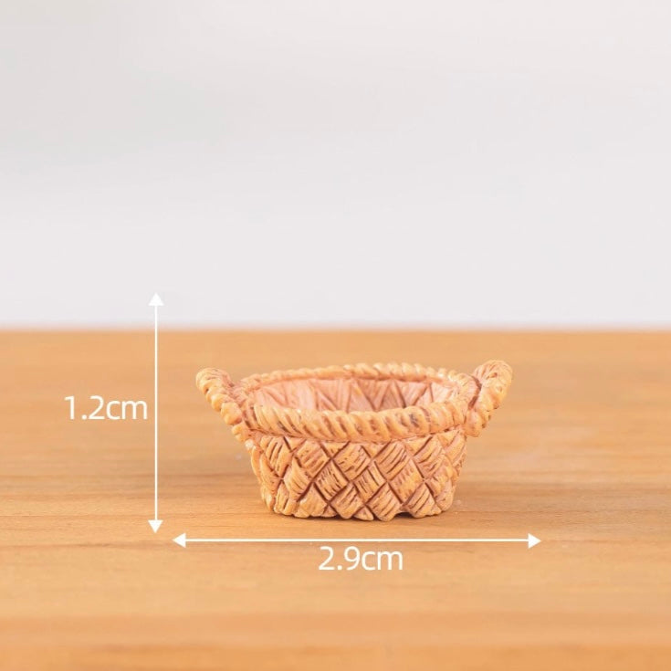 Small Vegetable Basket Miniature 266 image 0