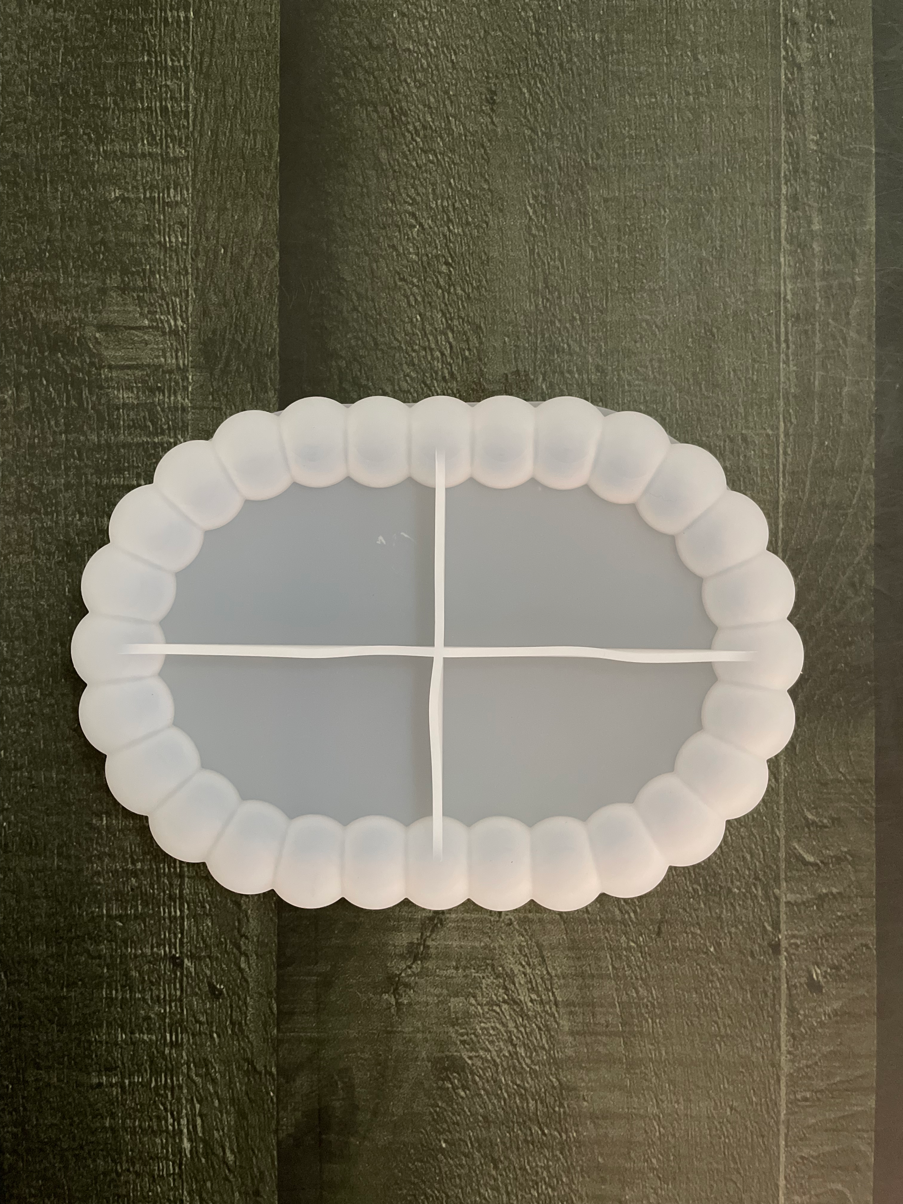 Oval shape with Round Bubble Border Mould image 0