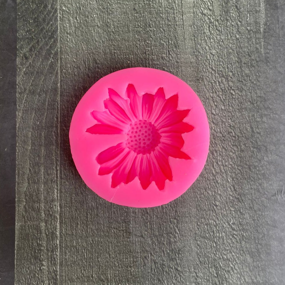 Daisy Flower Candle Mould image 1