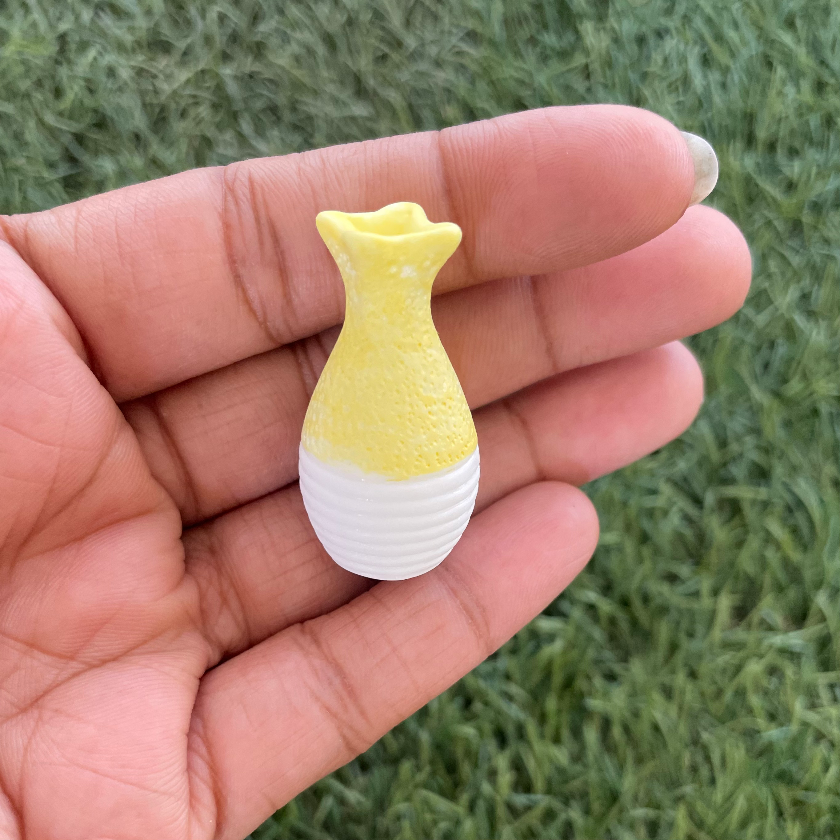 Vase Yellow with White Miniature 139 image 1