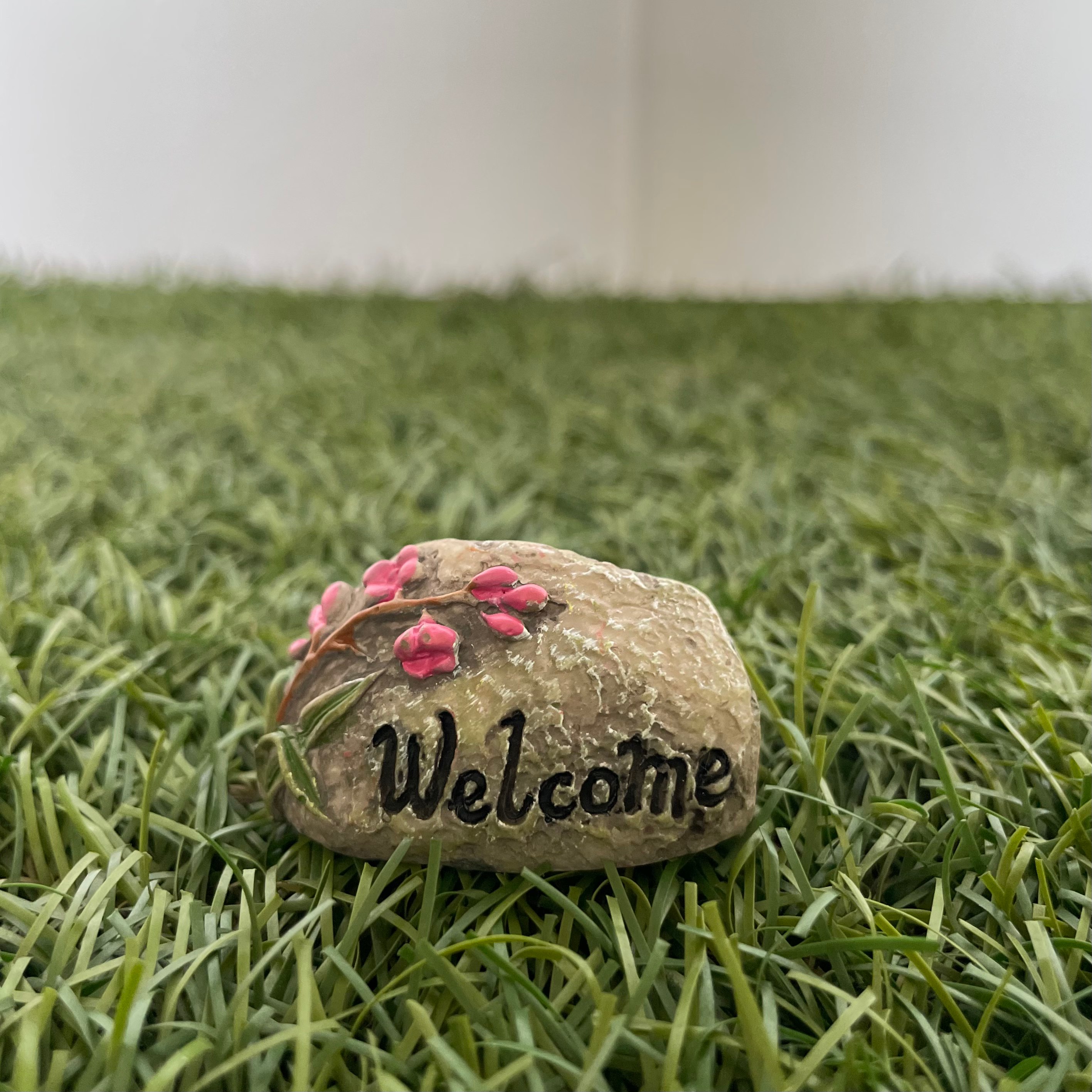 Stone with Welcome Text B Miniature 144 image 0