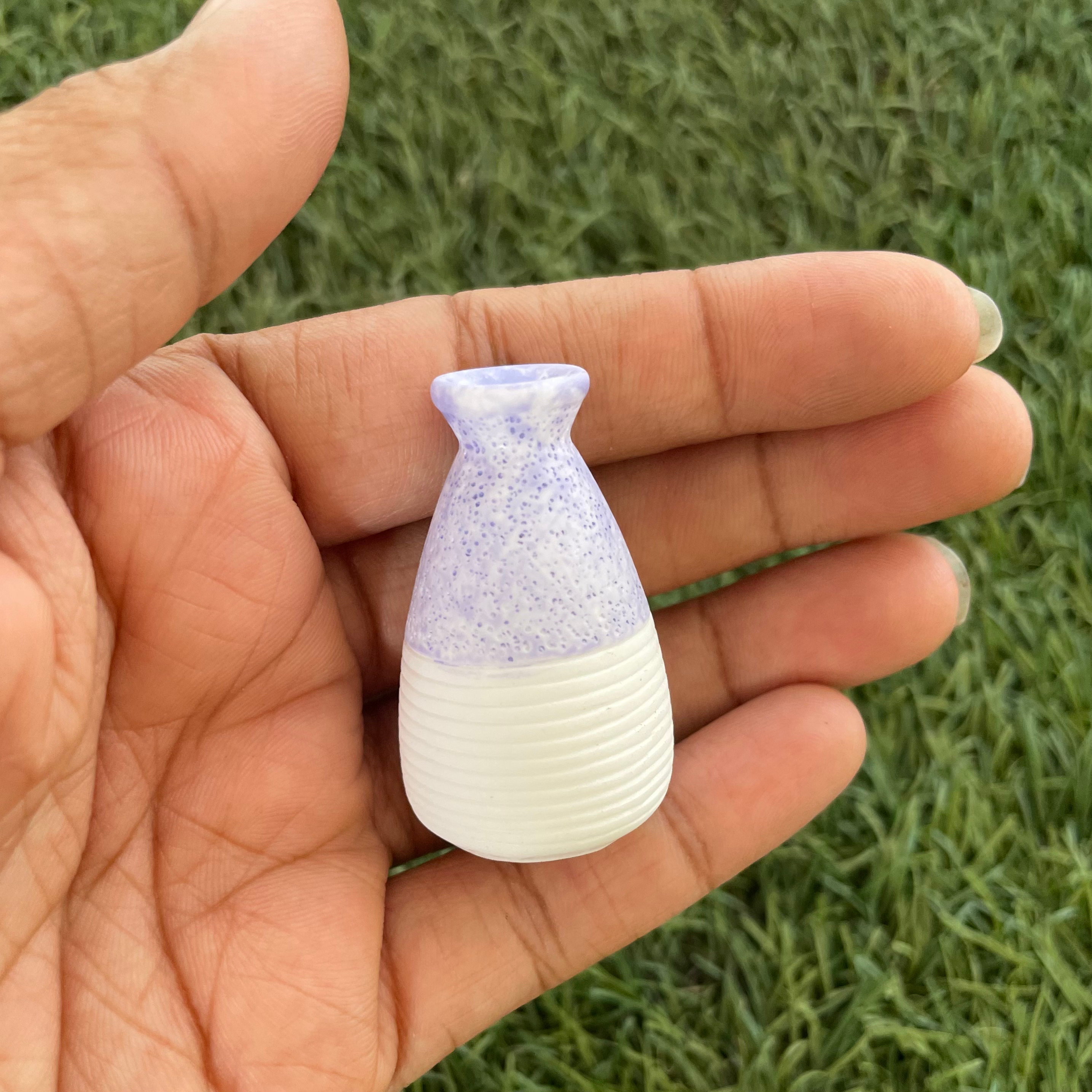 Vase Blue with White Miniature 141 image 1