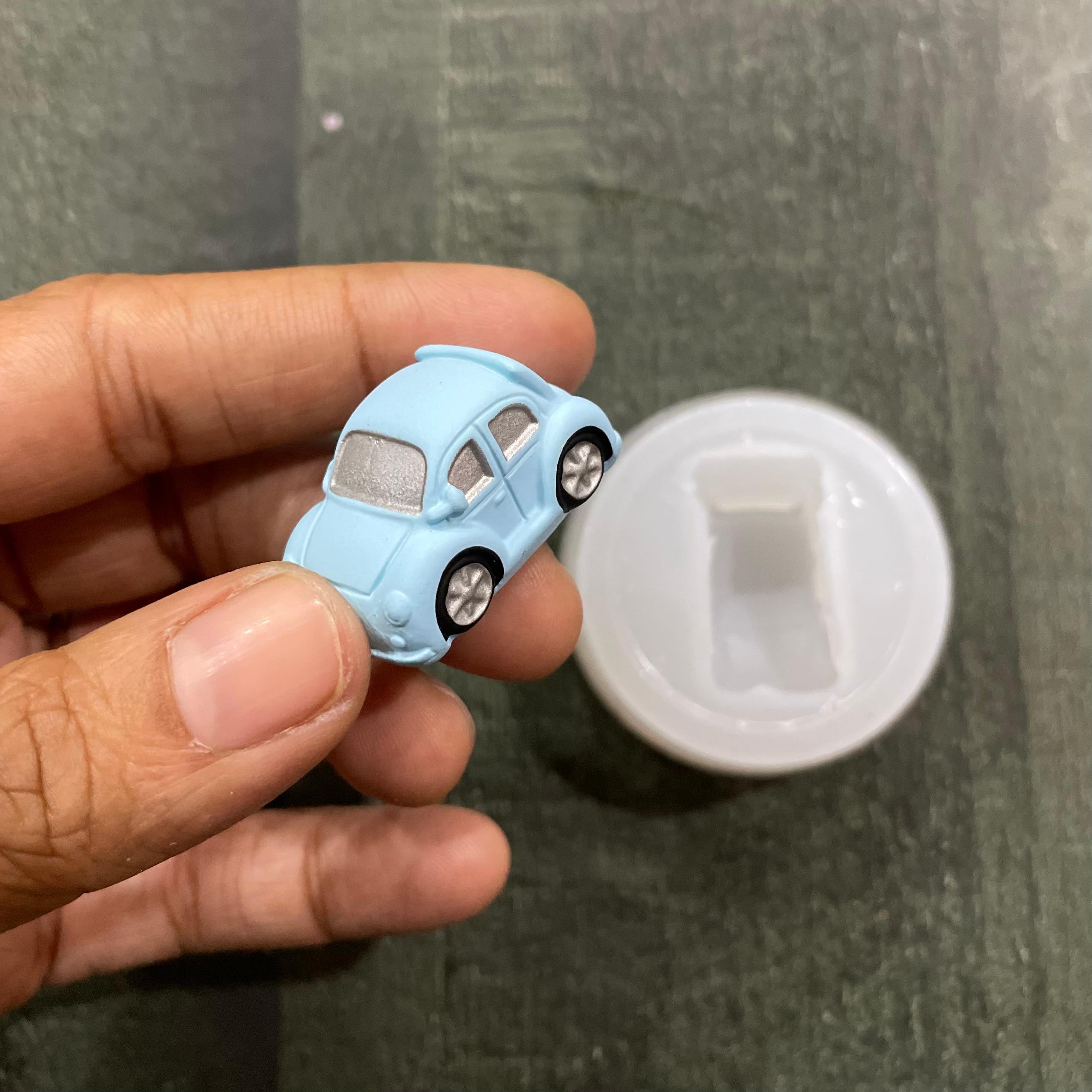 Car Candle Mould  image 1