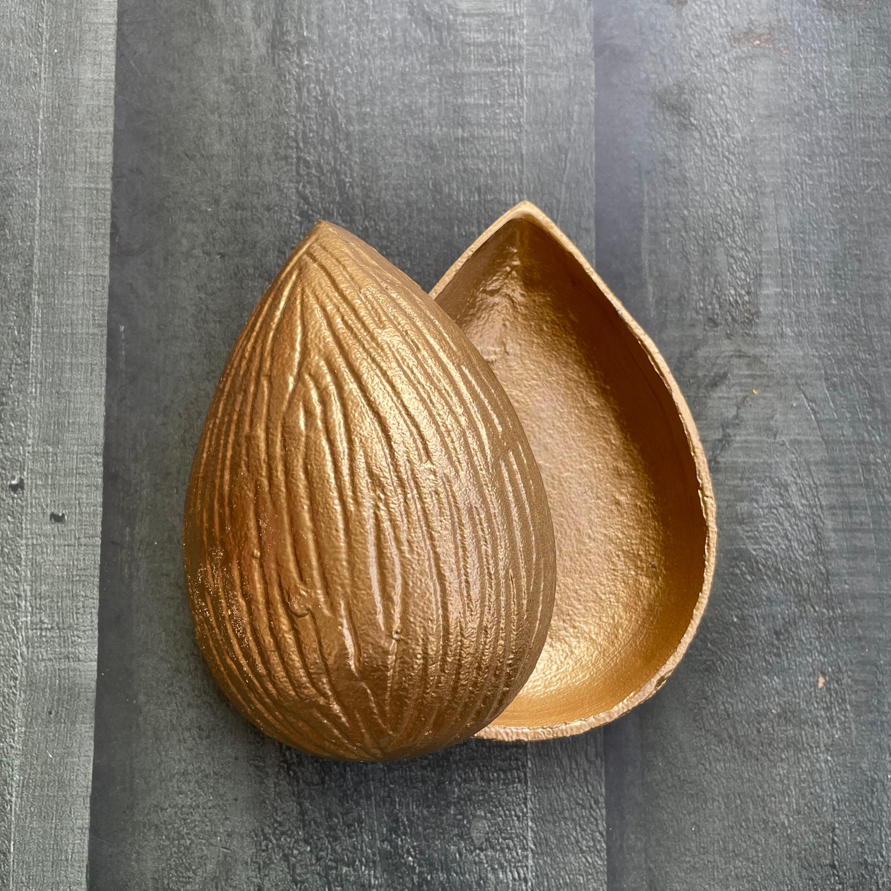 Almond Candle Metal Base image 1