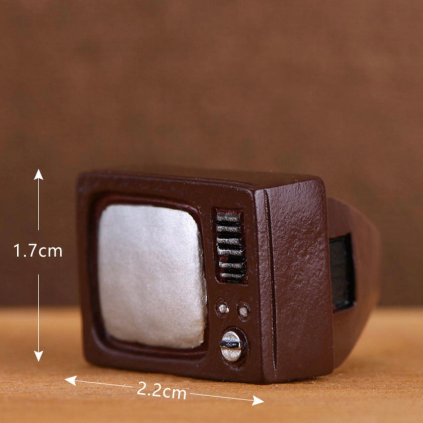 Television miniature 3 image 0